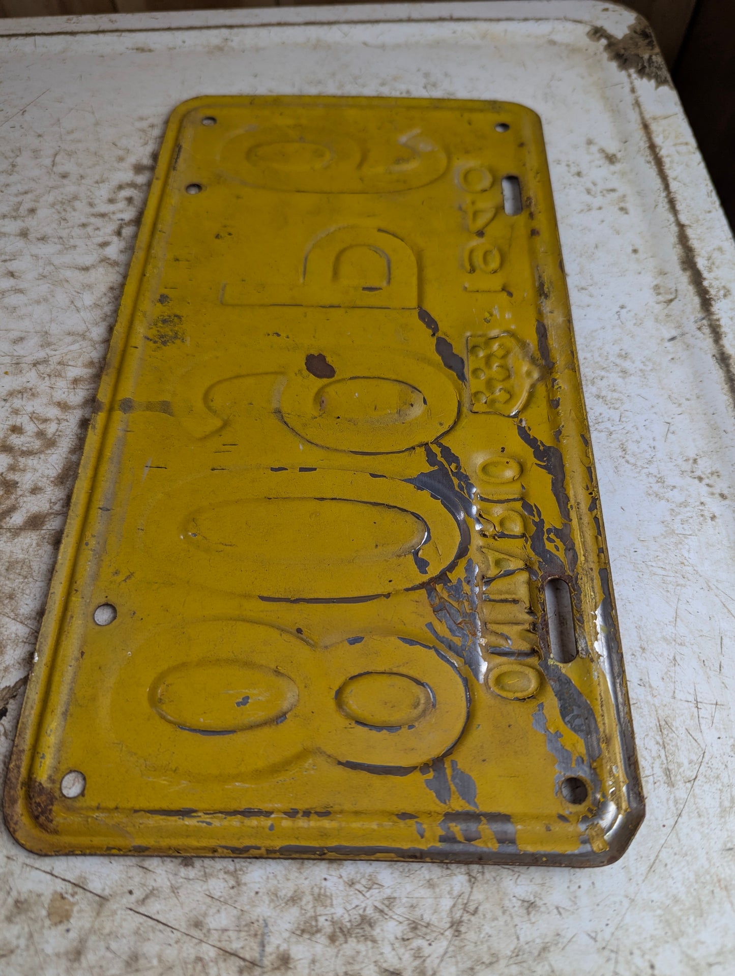1940 WW2-era Ontario License Plate