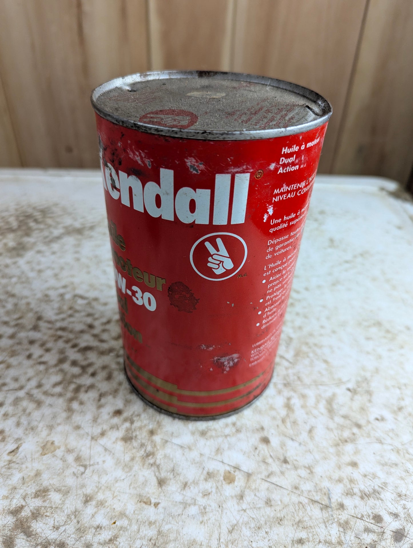 Kendall Dual Action 10W-30 Motor Oil Can