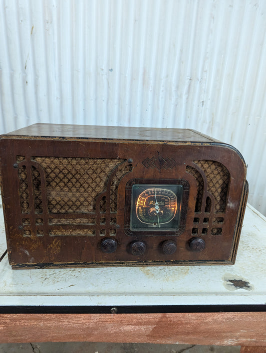 1936-37 Electrohome Phonola Radio