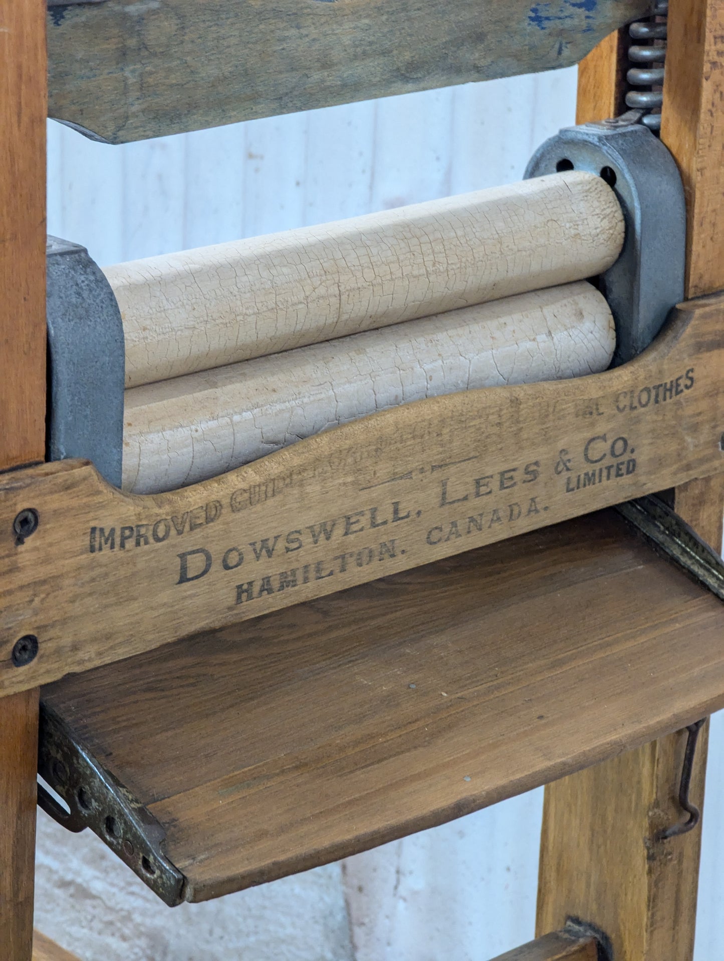 Antique Folding Washtub Bench with Wringer
