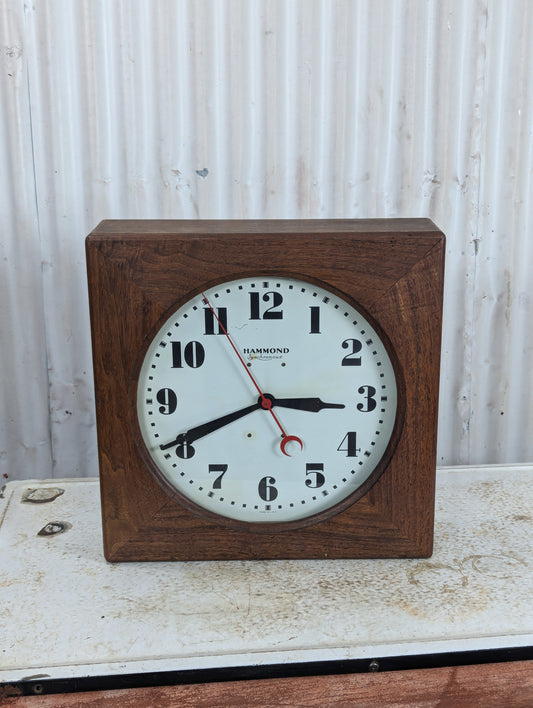 Vintage 1930’s Hammond Electric Wall Clock