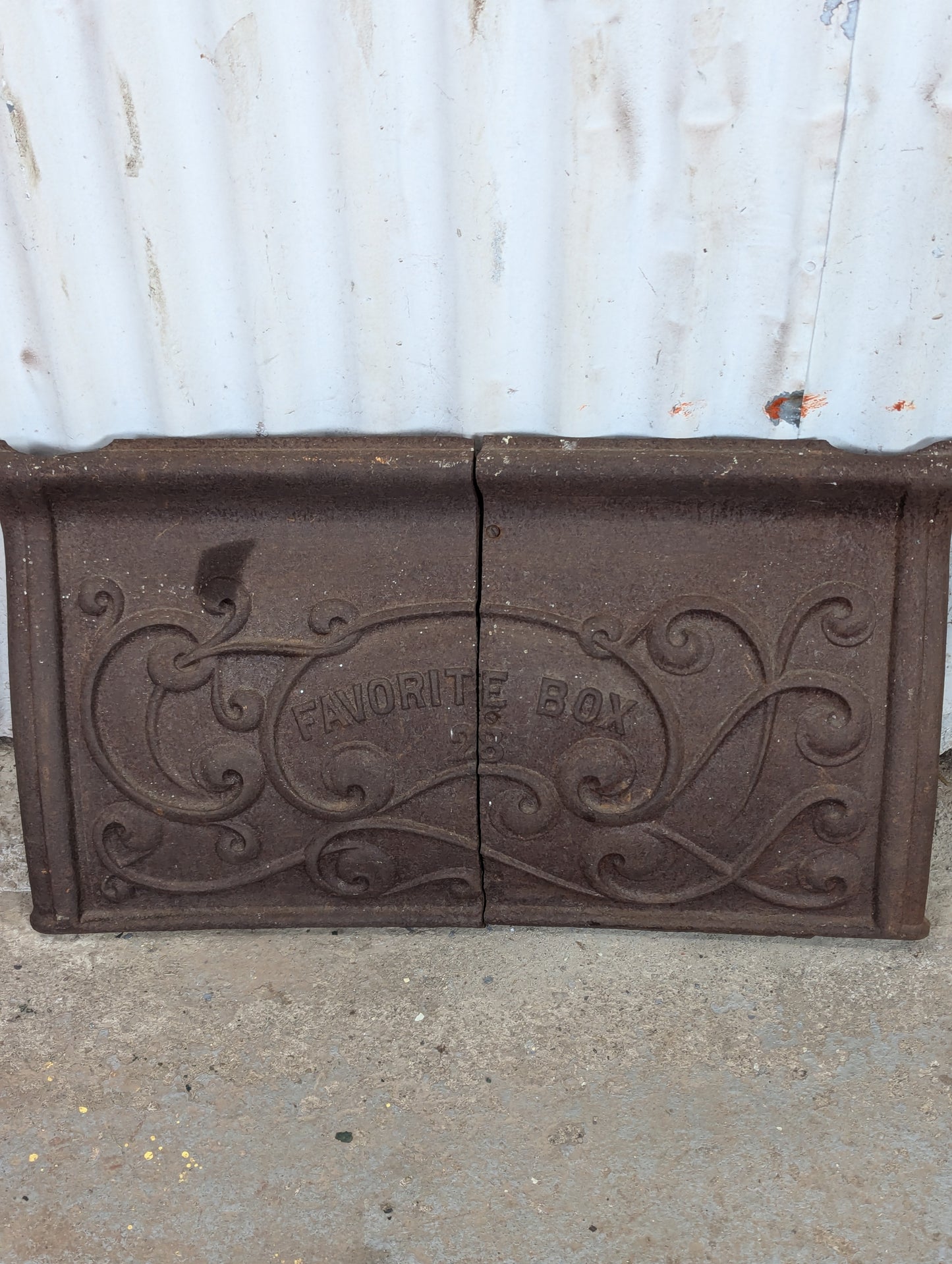Vintage Cast Iron “Favorite Box 28” Stove Part