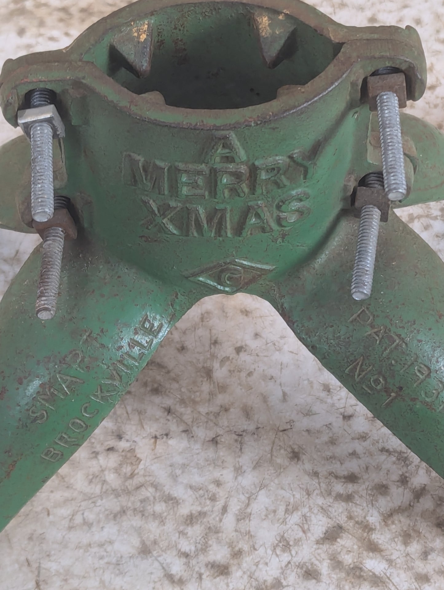 Vintage Smart Brockville Cast Iron Christmas Tree Stand