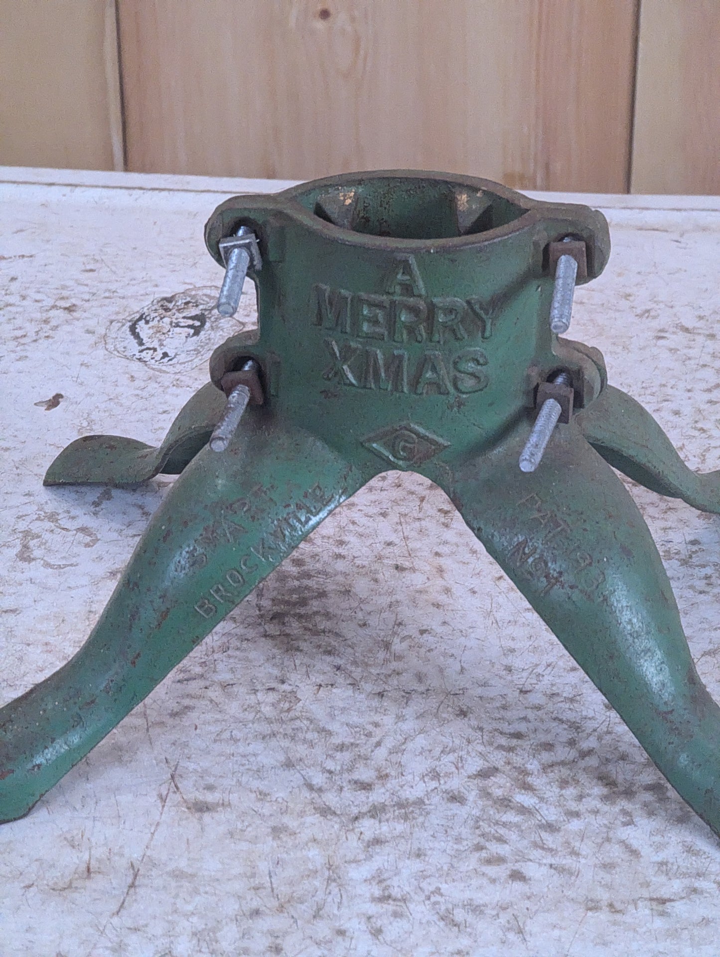 Vintage Smart Brockville Cast Iron Christmas Tree Stand
