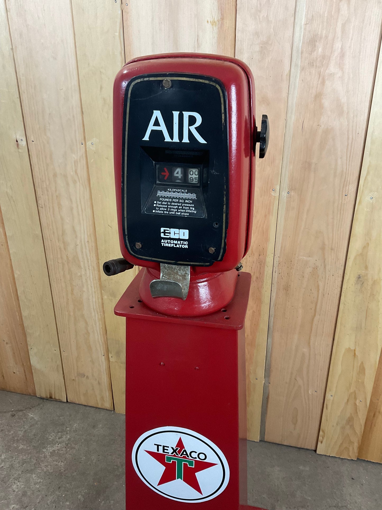 Eco Automatic Tireflator on Texaco Stand