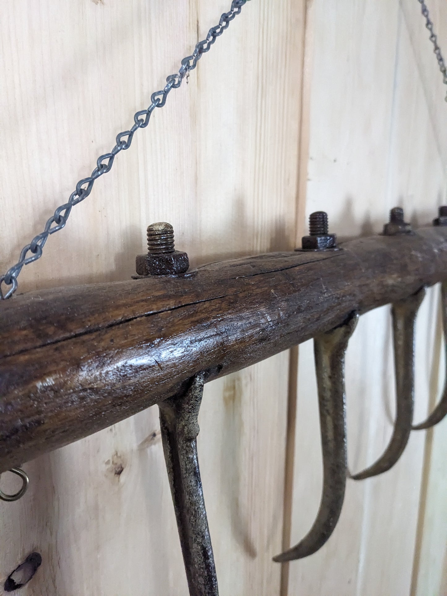 Vintage Harrow Wall Feature