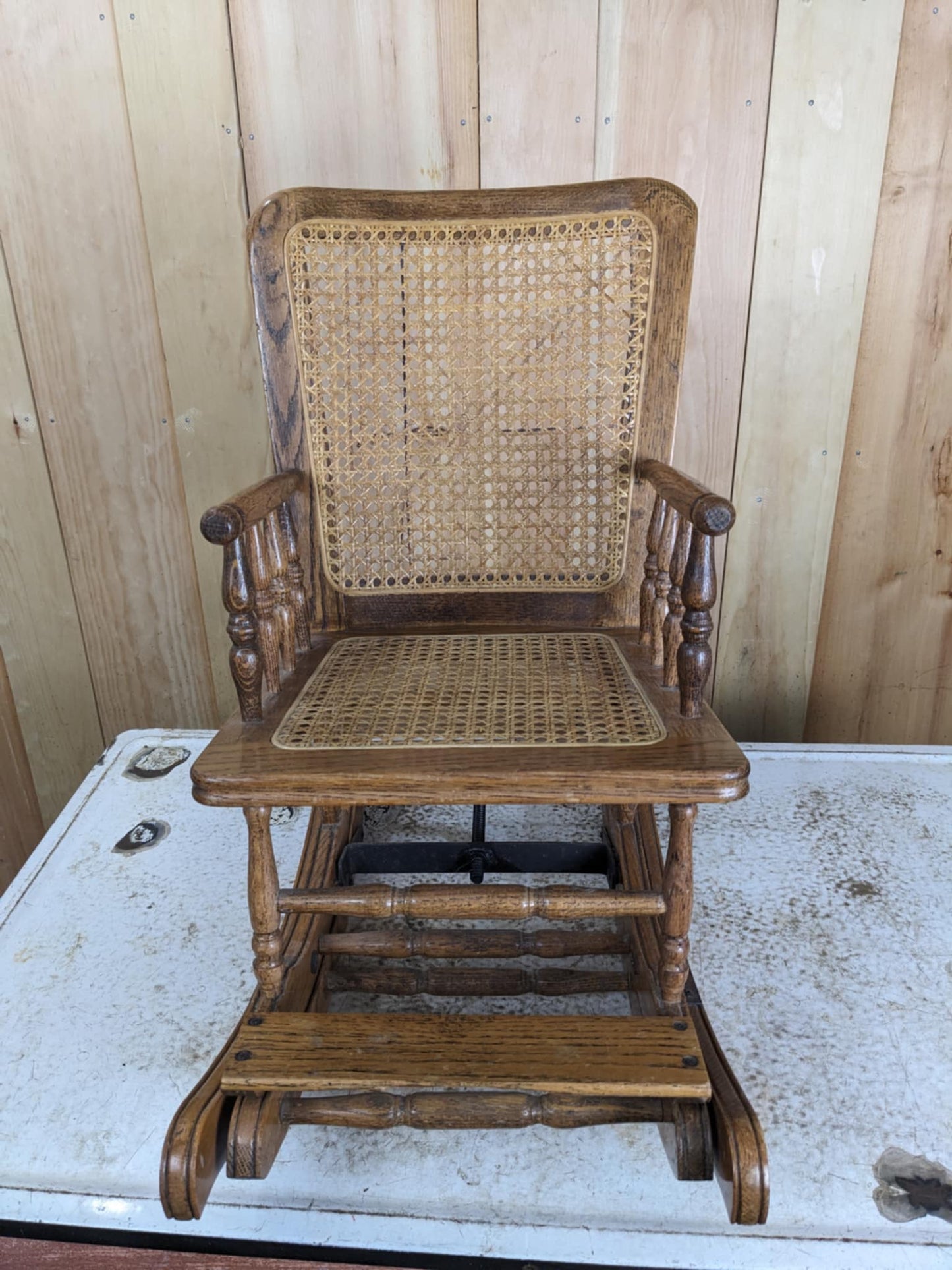 Antique Oak/Wicker Combo Highchair Rocker