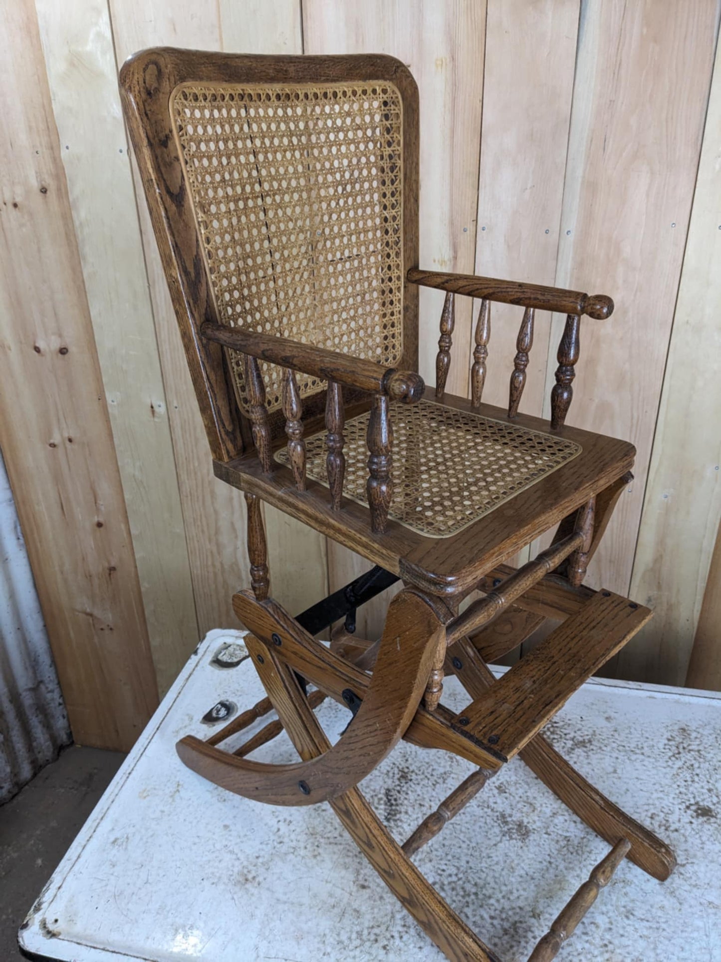 Antique Oak/Wicker Combo Highchair Rocker