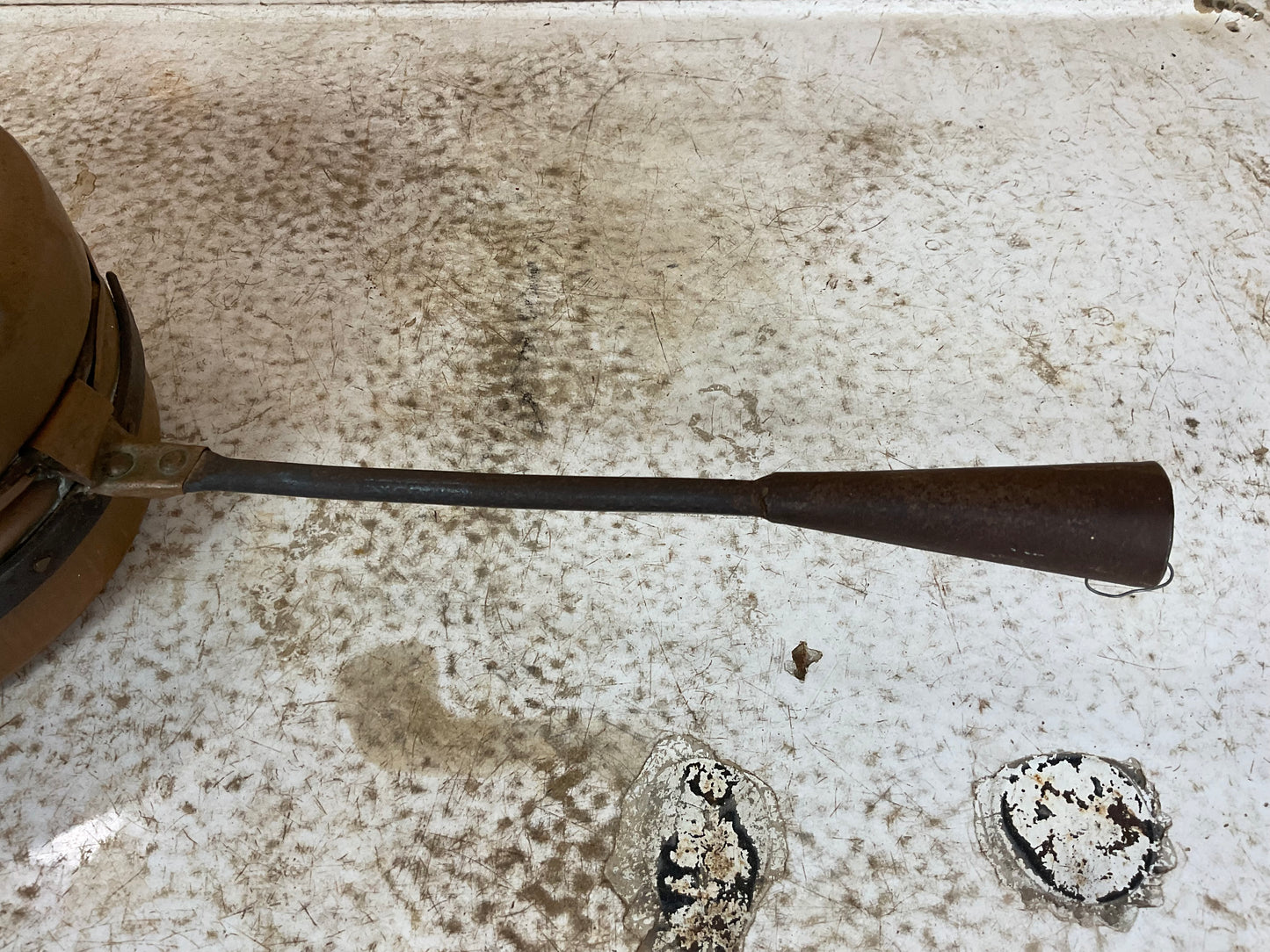 Antique Copper Bed Warmer with Metal Handle