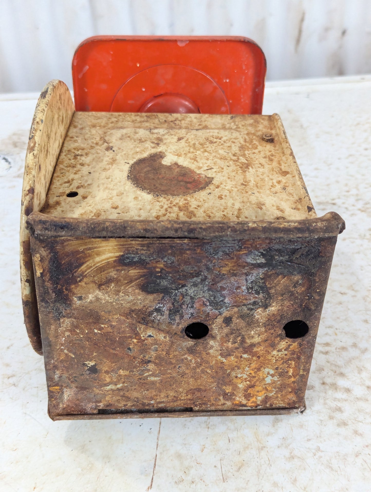 Vintage Way Rite Metal Household Scale