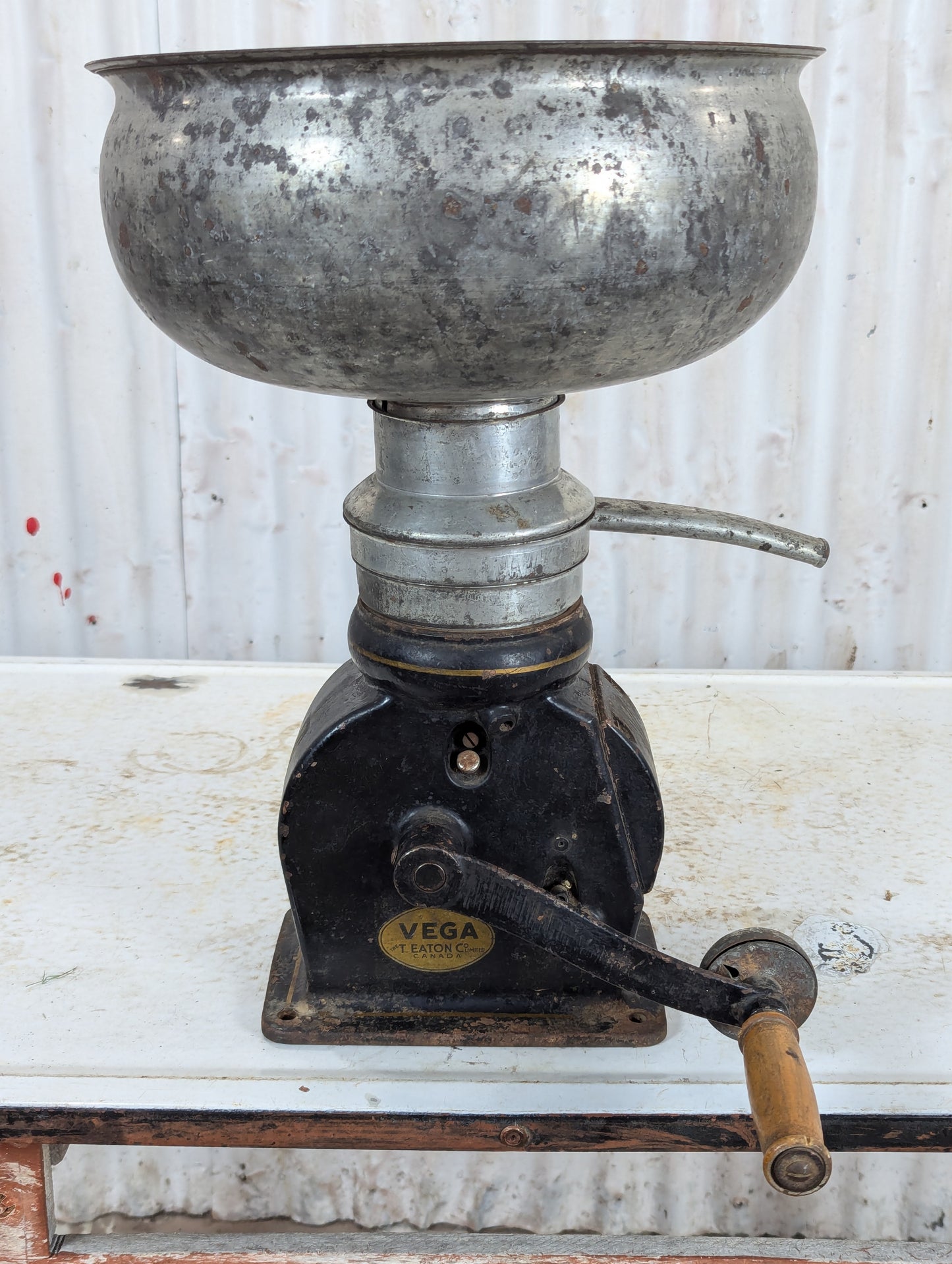 Timothy Eaton’s Vega A6 Table Top Cream Separator