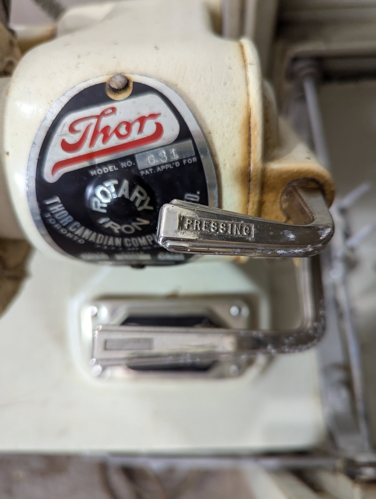 Antique Thor Rotary Iron Model 631