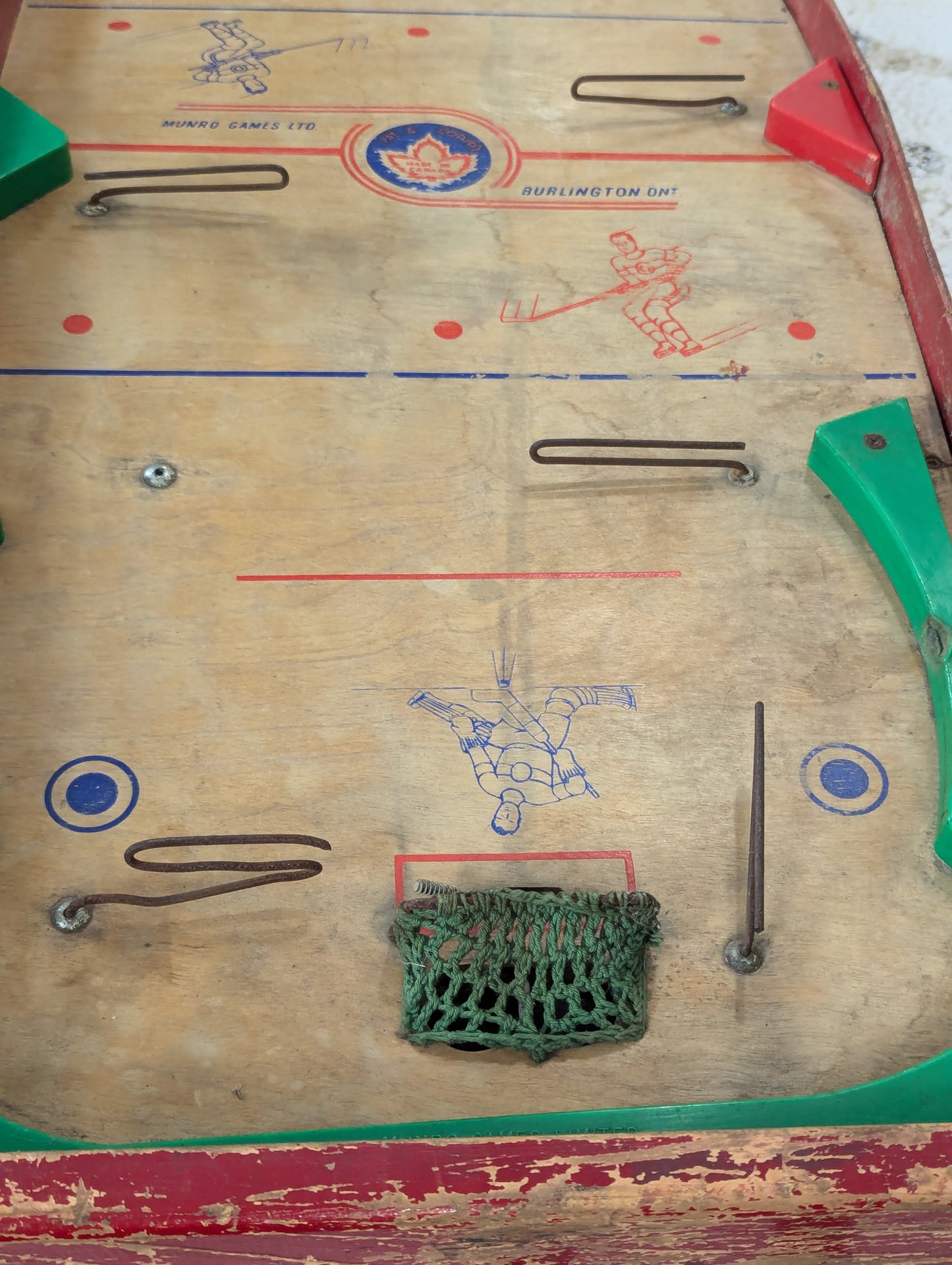 Vintage Munro Table Top Hockey Game
