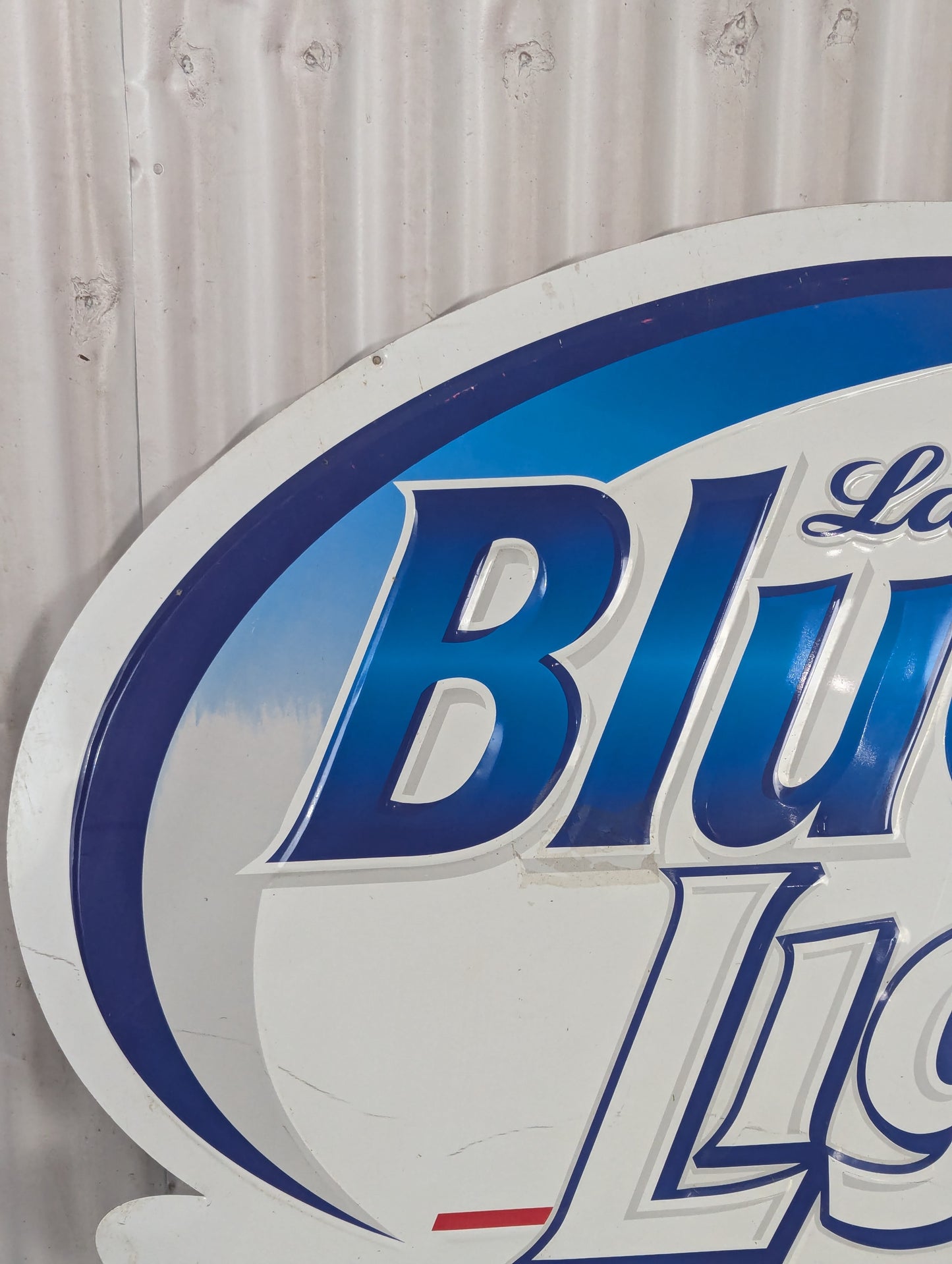 Metal Labatt Blue Light Sign