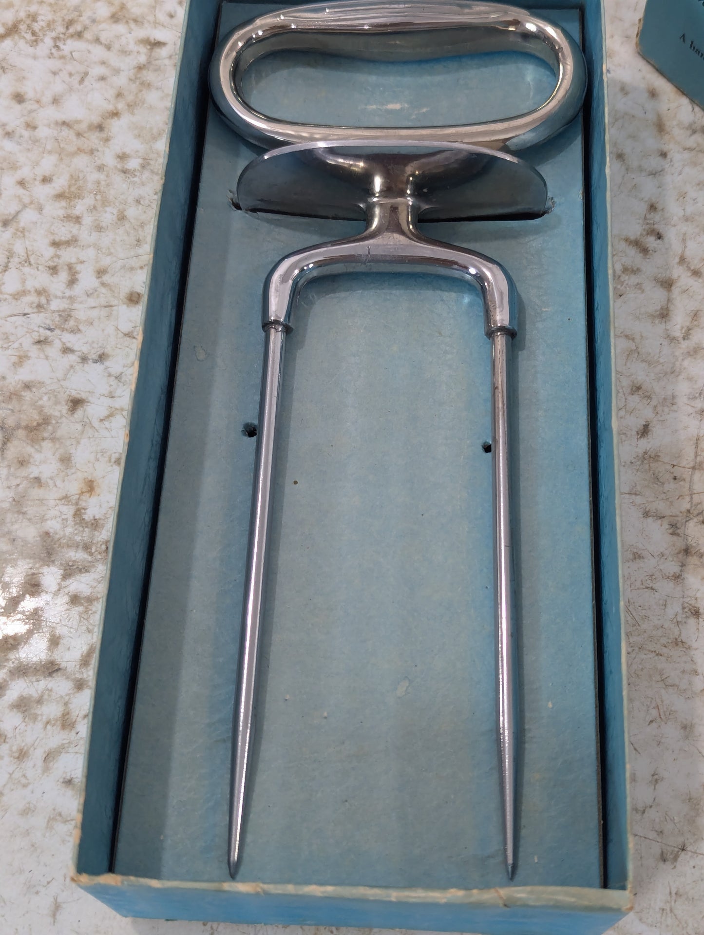 Vintage Windsor Carving Aid in Original Box