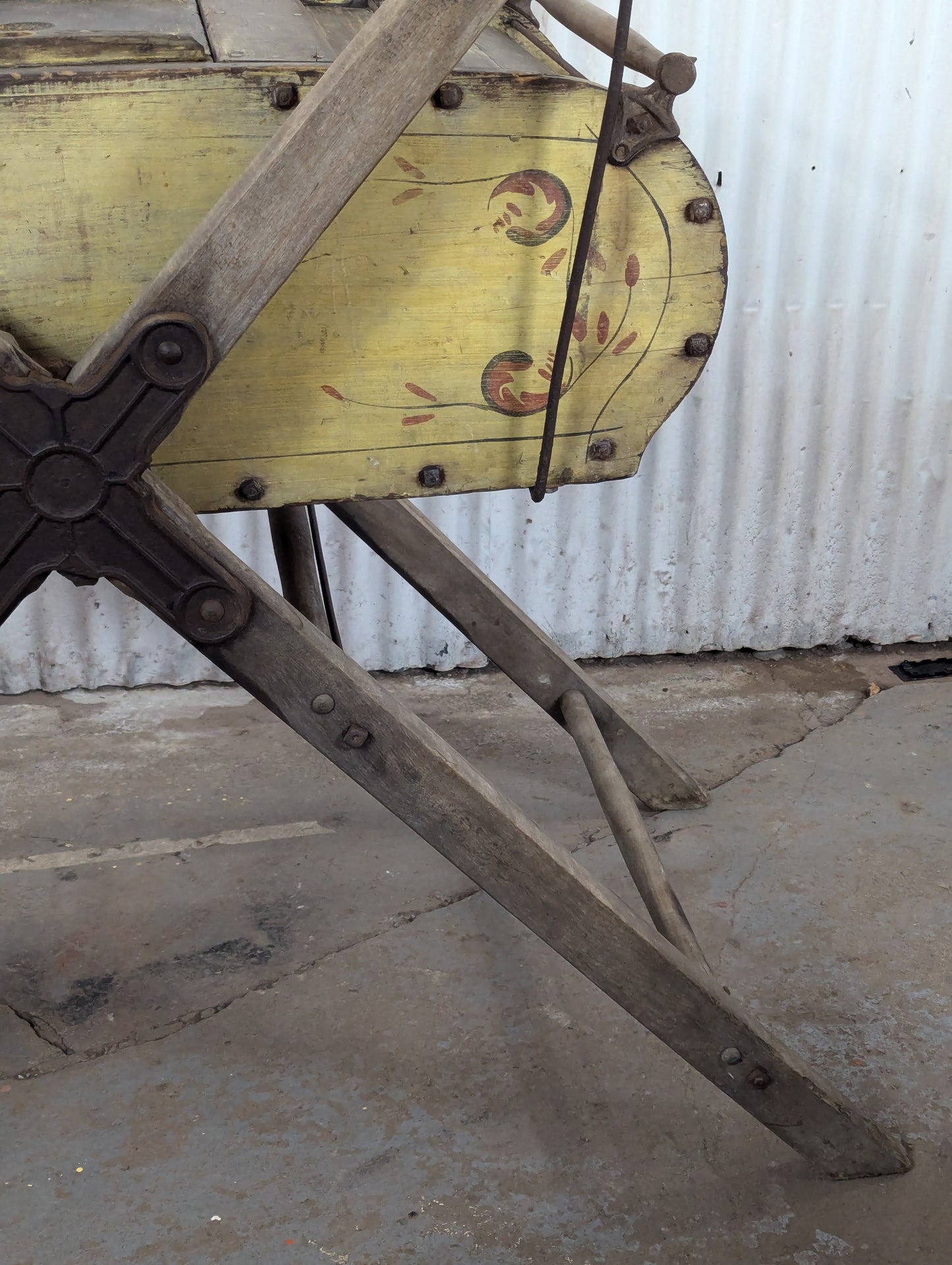 Antique 19th Century No.7 Davis Swing Churn