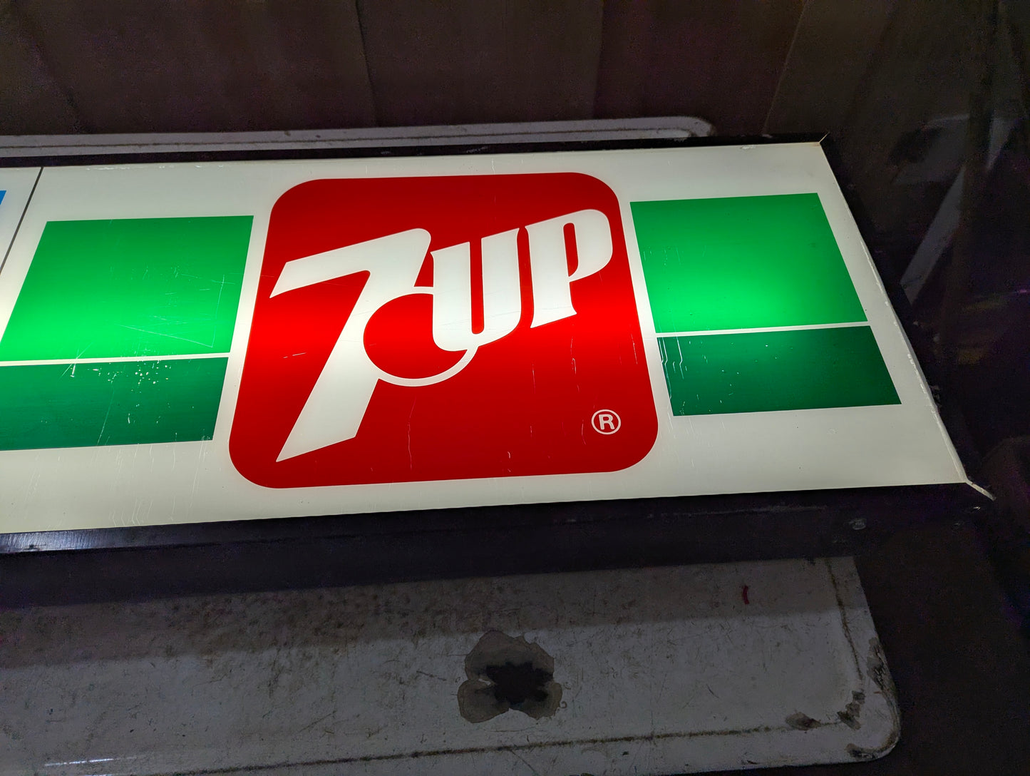 Large Retro Pepsi 7UP Light Up Sign Box