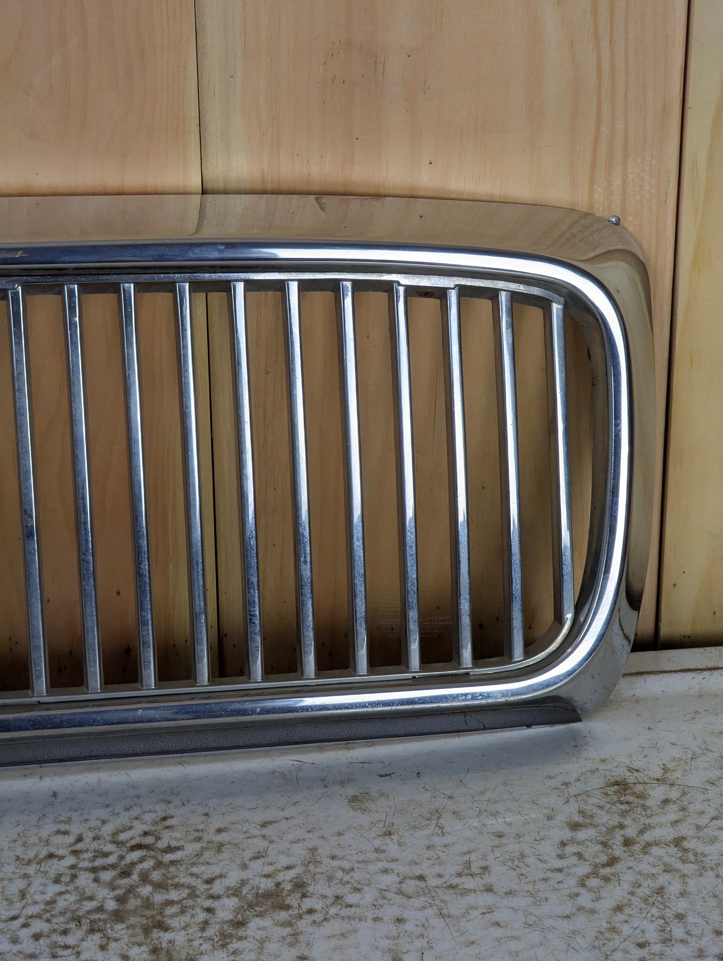 Jaguar XJ6 Chrome Grill