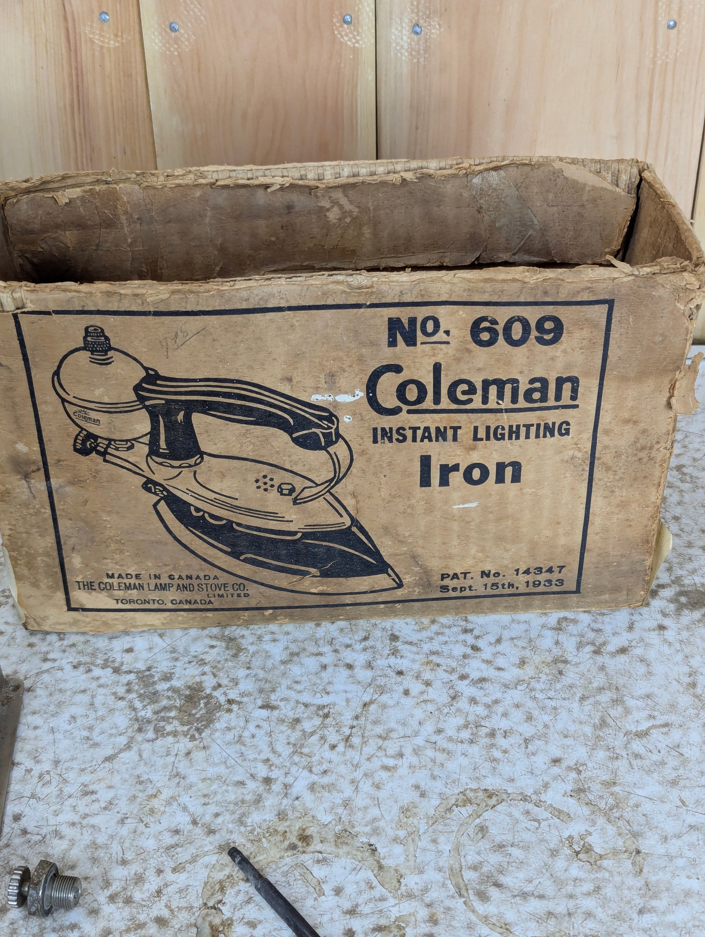 1930’s Vintage Coleman No. 609 Gas Iron