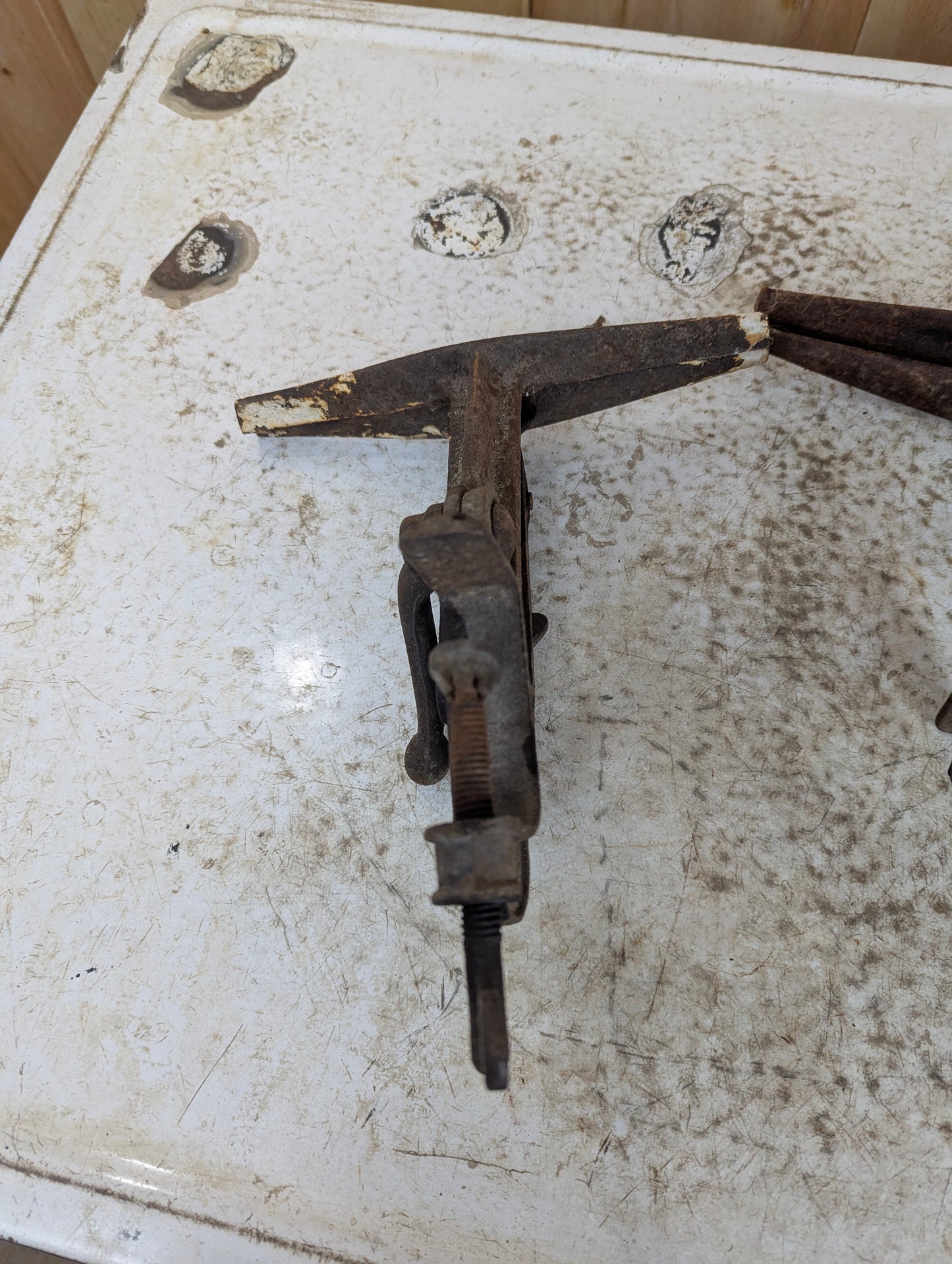 Vintage Saw Blade Vise Clamp
