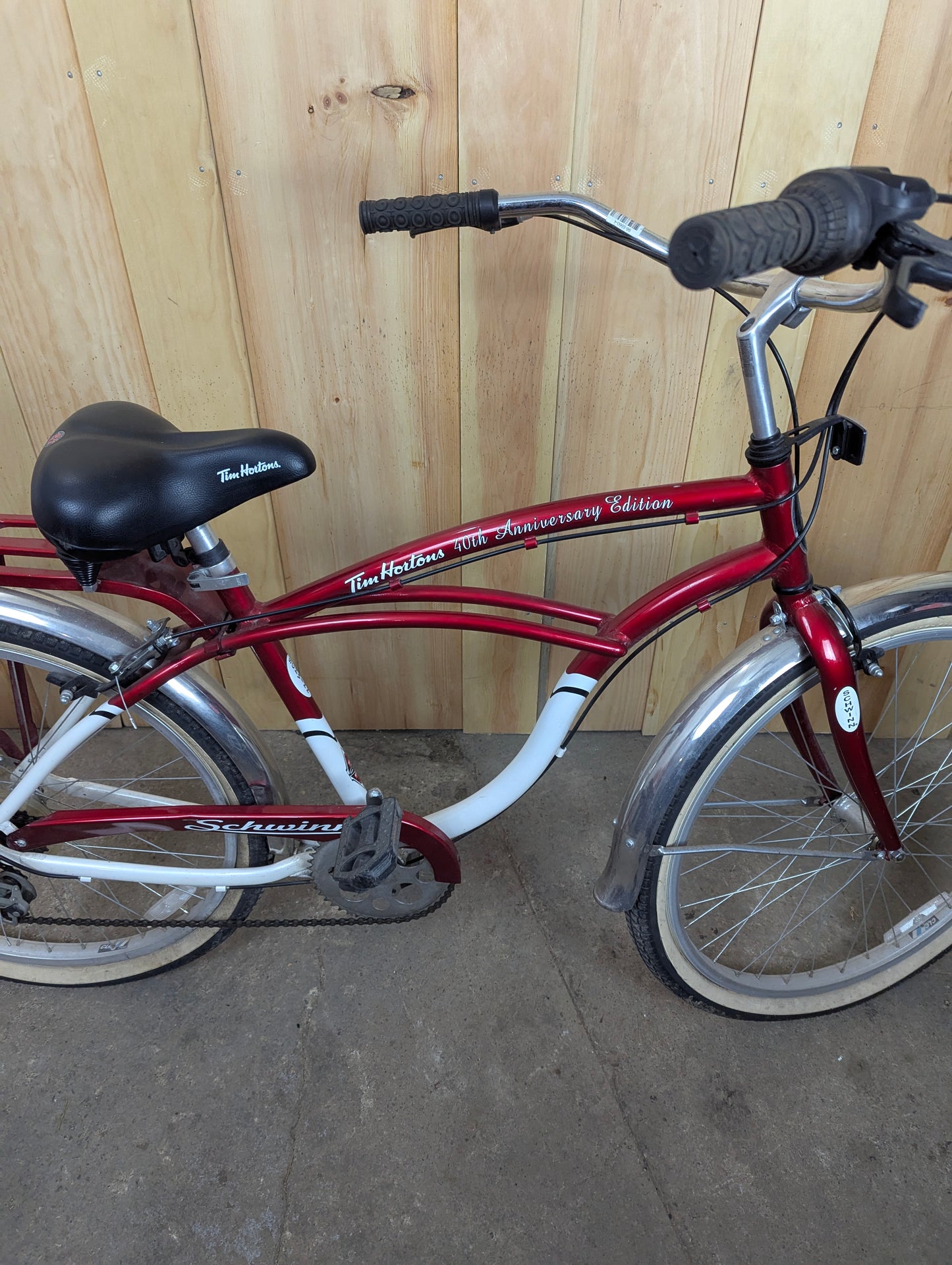 Schwinn 40th Anniversary Tim Horton’s Cruiser Bike