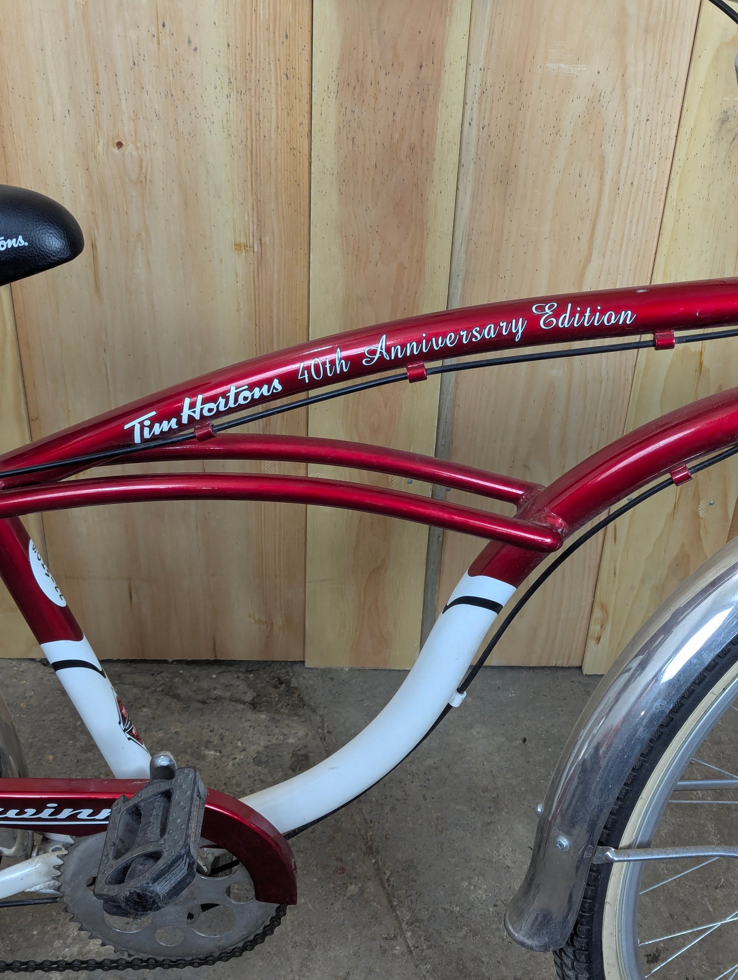 Schwinn 40th Anniversary Tim Horton’s Cruiser Bike