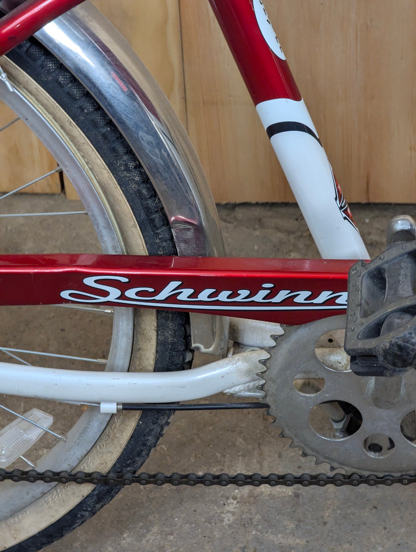 Schwinn 40th Anniversary Tim Horton’s Cruiser Bike