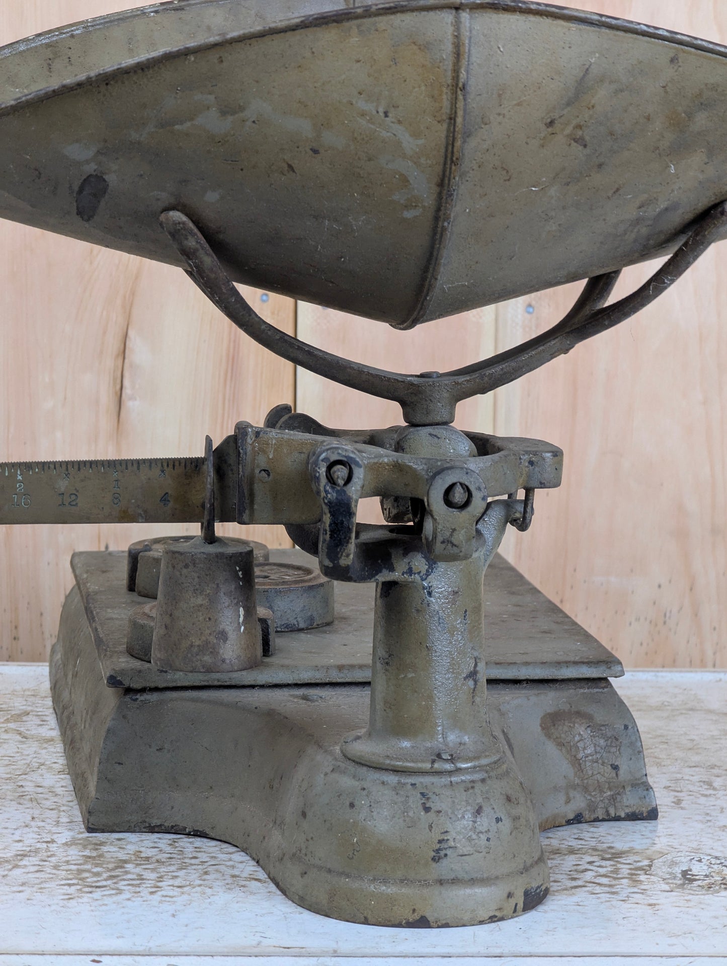 Vintage Cast Iron Scale