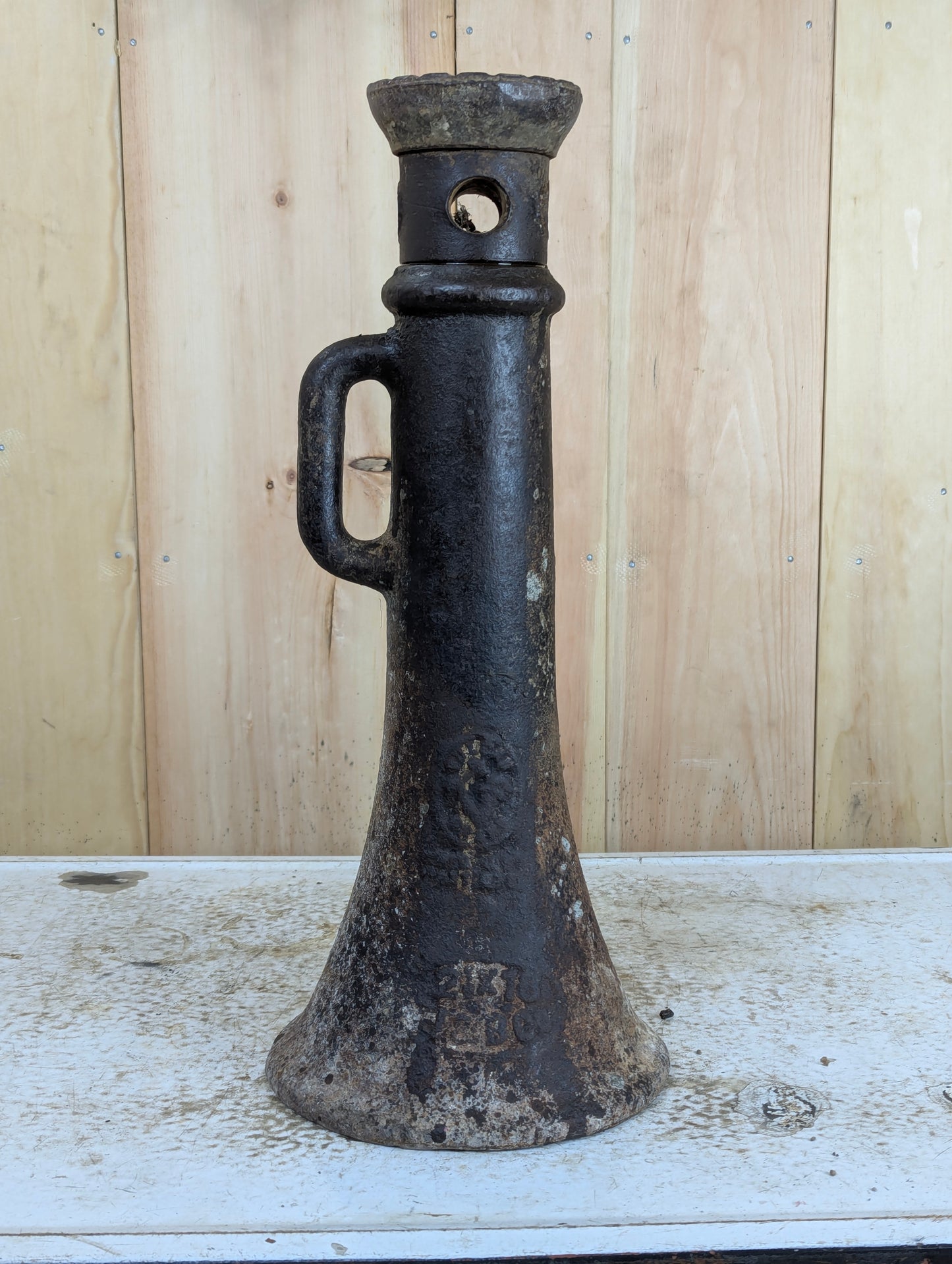 Vintage Cast Iron 2x18 Barn Screw Jack