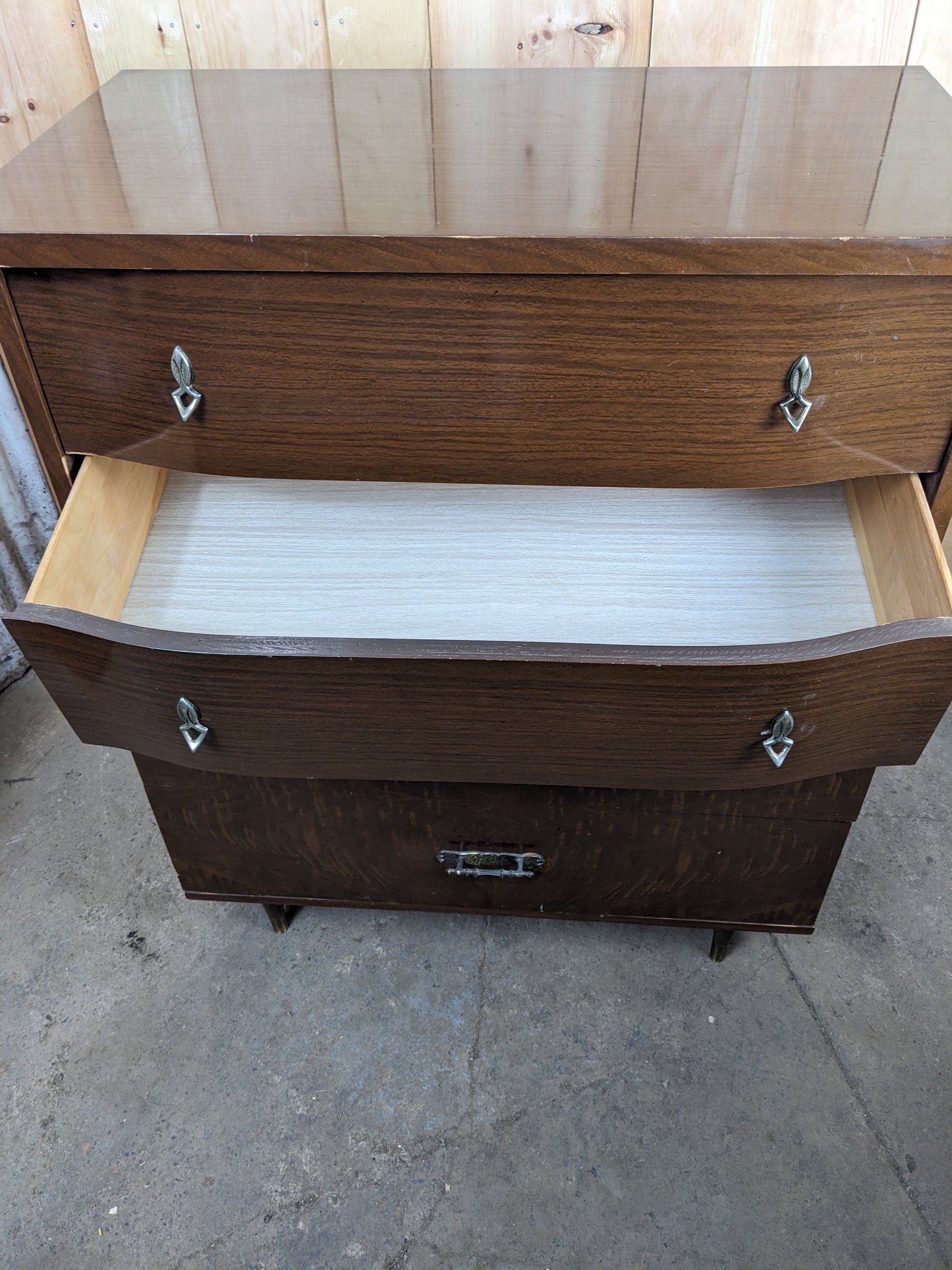 Retro 4 Drawer Dresser