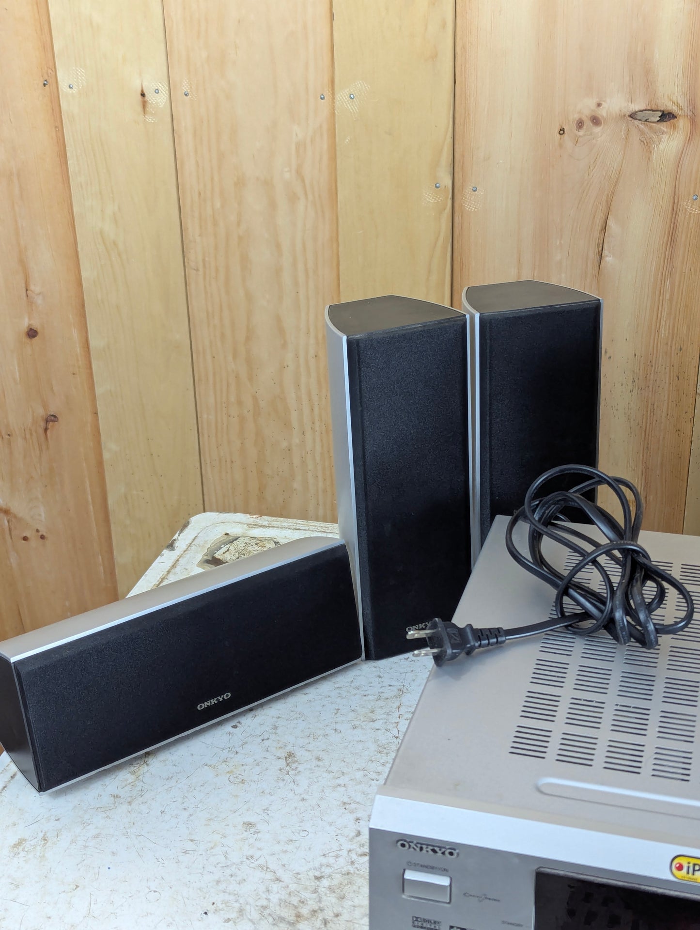 Onkyo Model HT-R340 5.1 Home Theater System