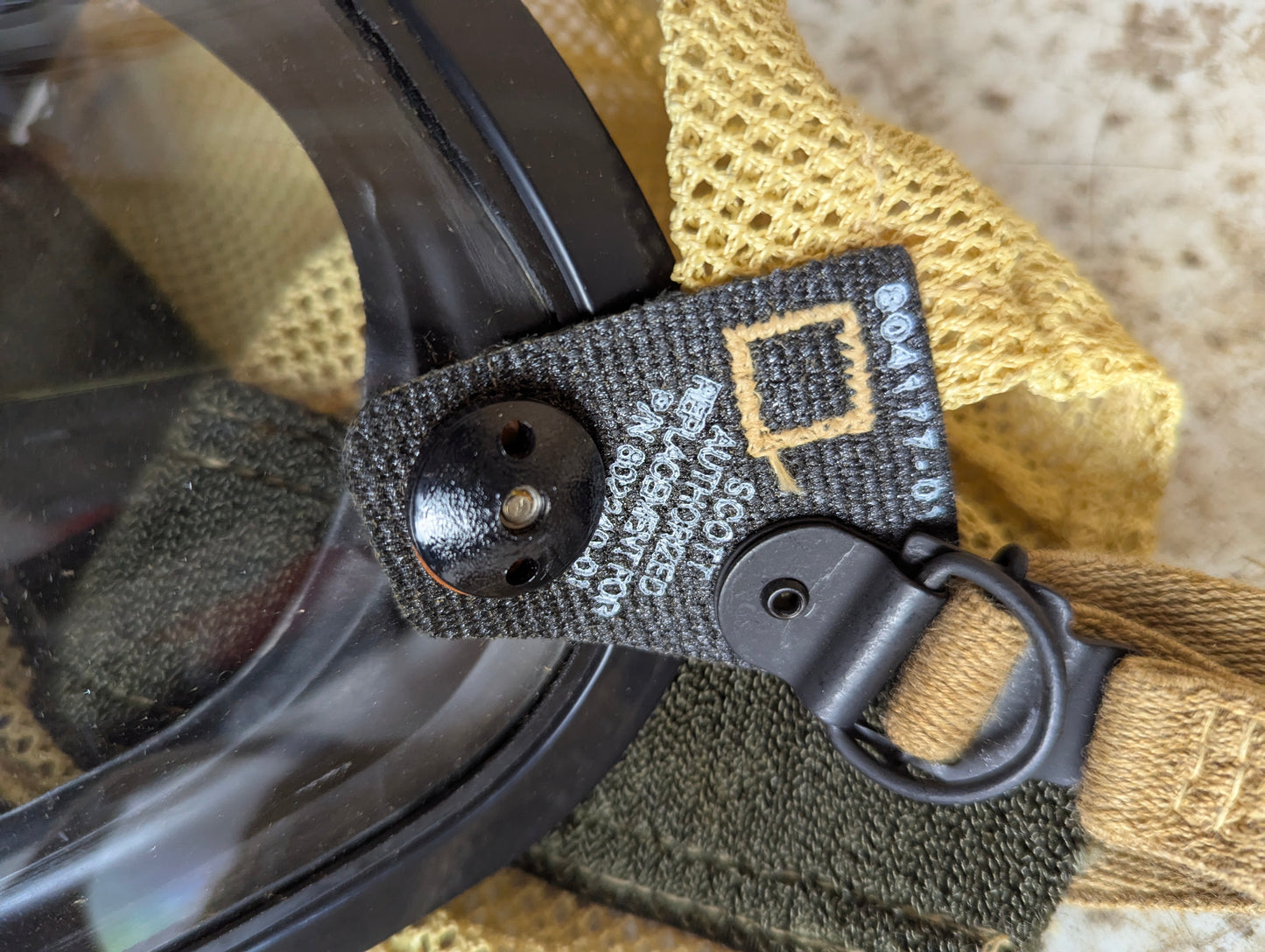 Scott AB-2000 Firefighter Full Face Piece SCBA Mask with Kevlar Head Net Size Large