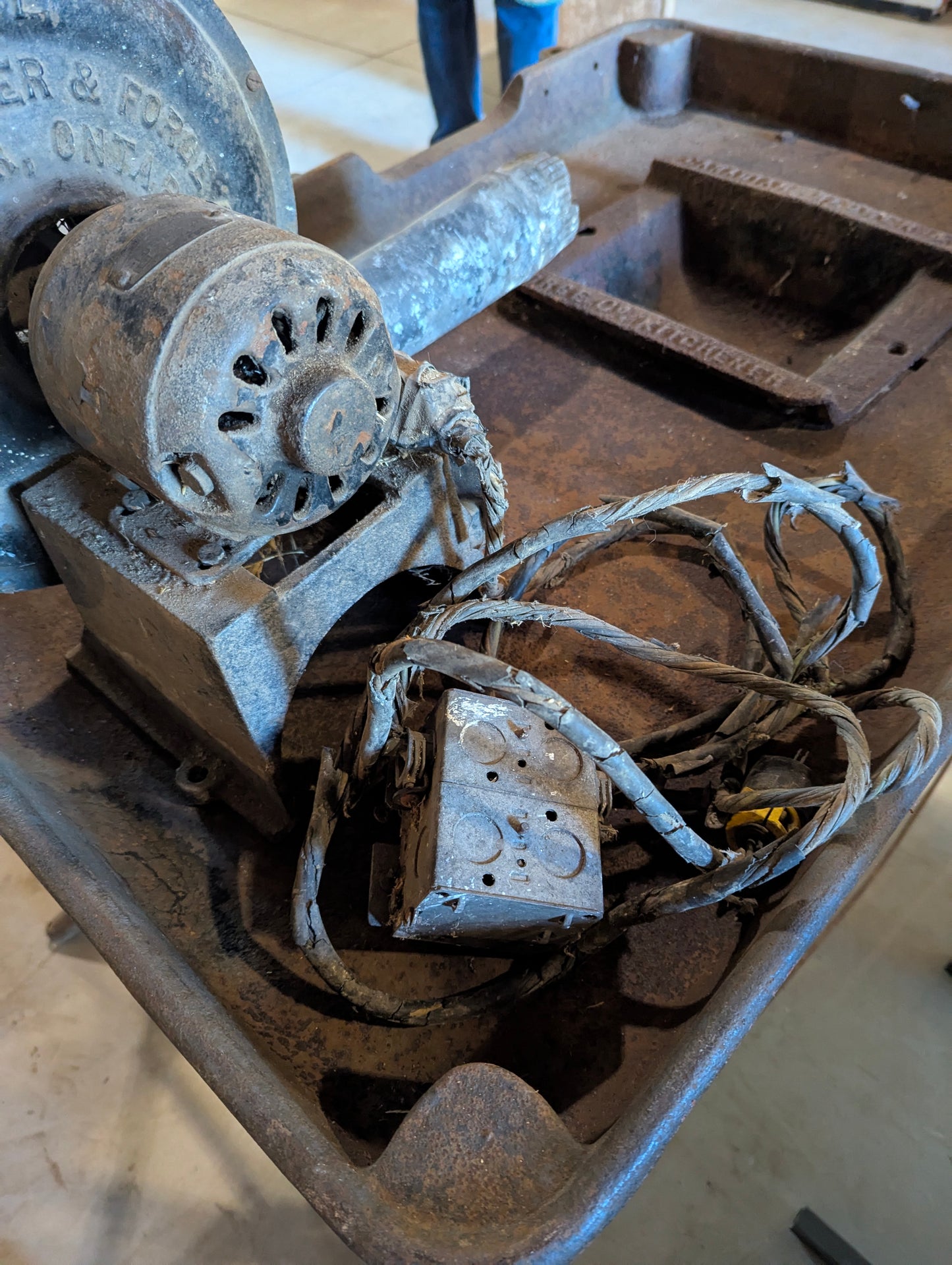Antique Canadian Blower & Forge Co. Forge Table & No. 2E Electric Blower