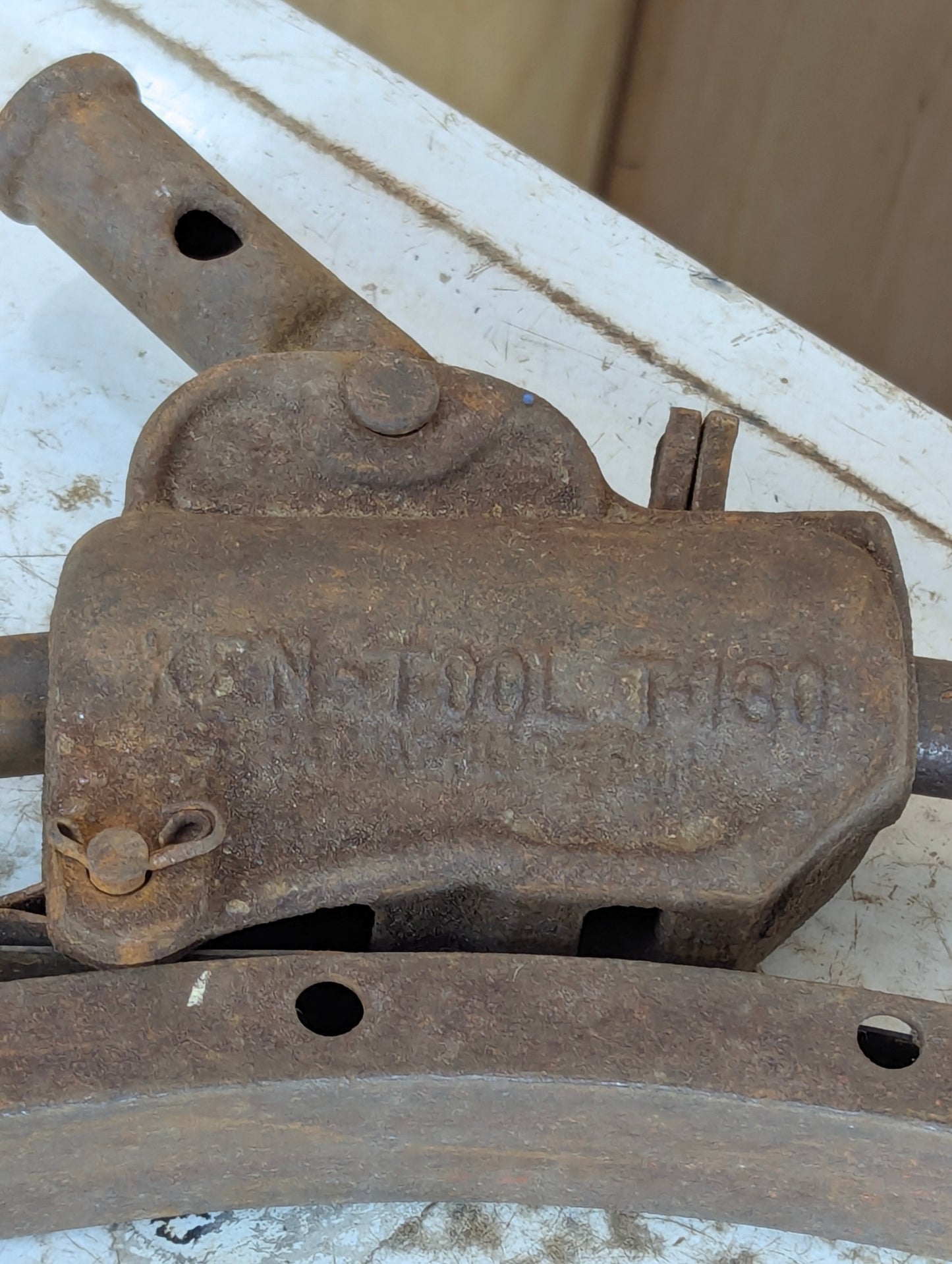 Vintage Ken-Tool T-130 Tire Bead Expander