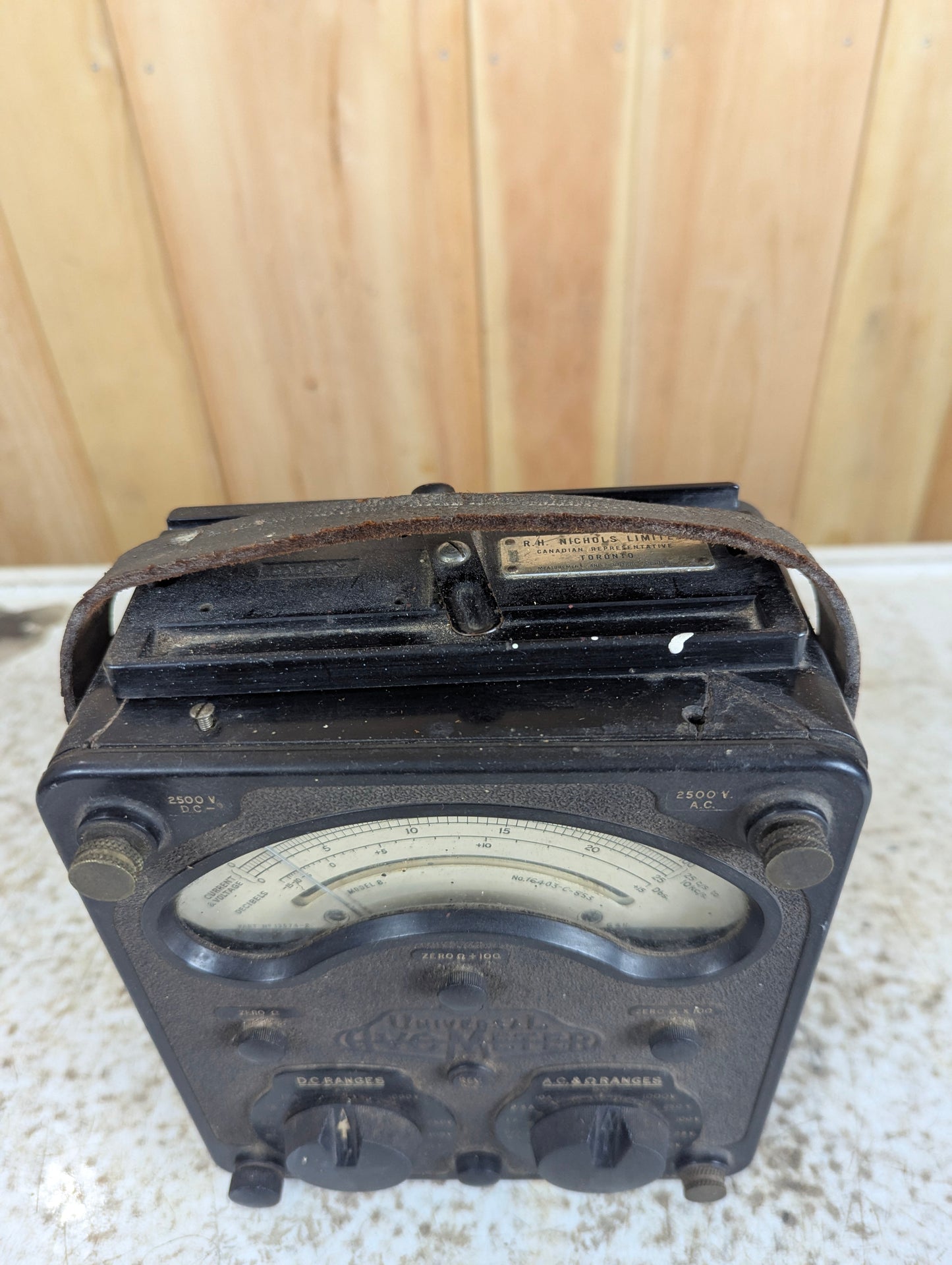 Vintage 1950s Universal Avometer Model 8 Mk 1