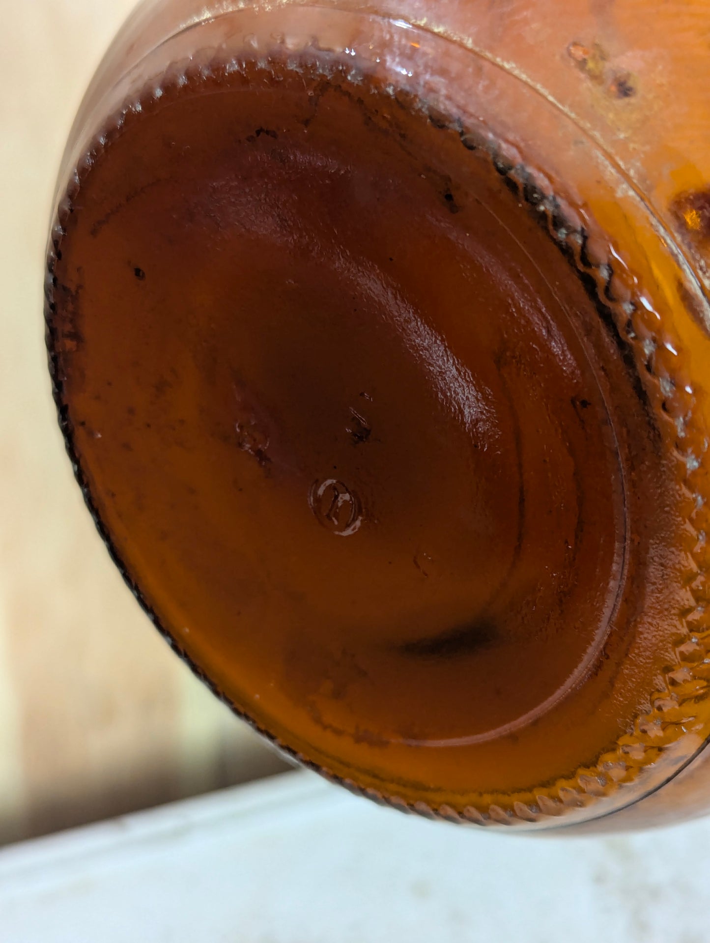 1- Gallon Amber Glass Jug with Finger Handle