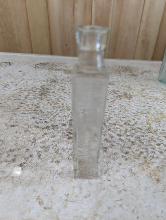 Antique Hemlock Oil Liniment Montreal Glass Bottle