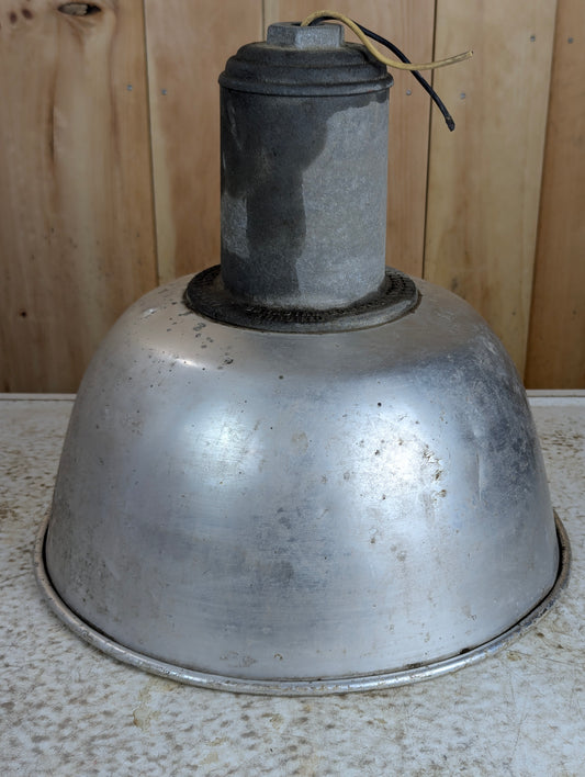 Industrial Aluminum Pendant Lamp
