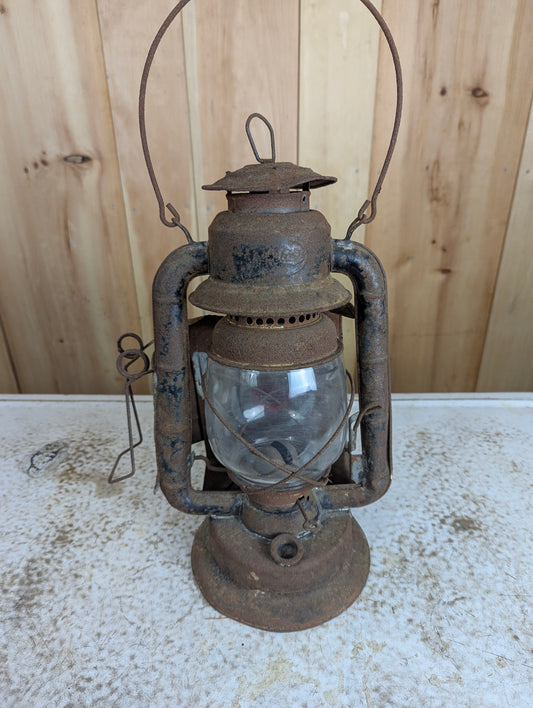 Antique Dietz Carriage Oil Lantern