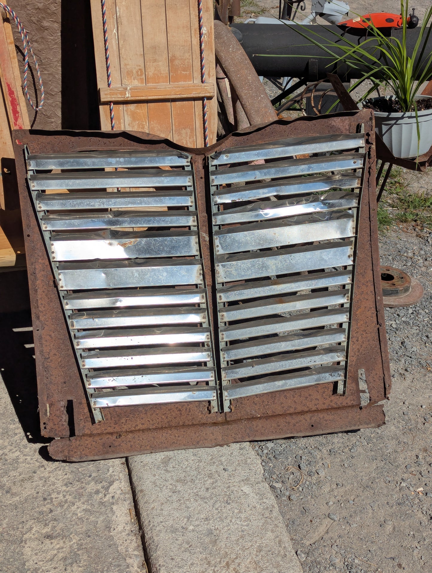 1948 International Harvester Metro Van Grill