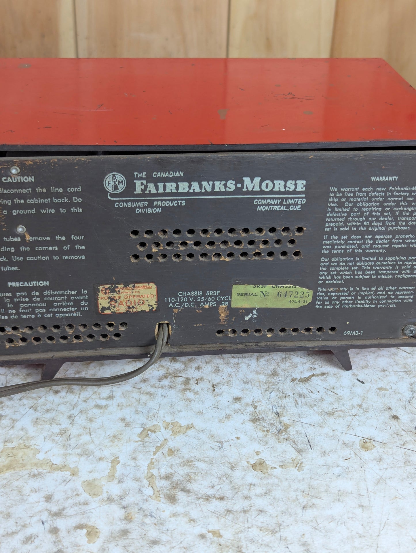 Vintage Fairbanks Morse AM Radio Model #55R35