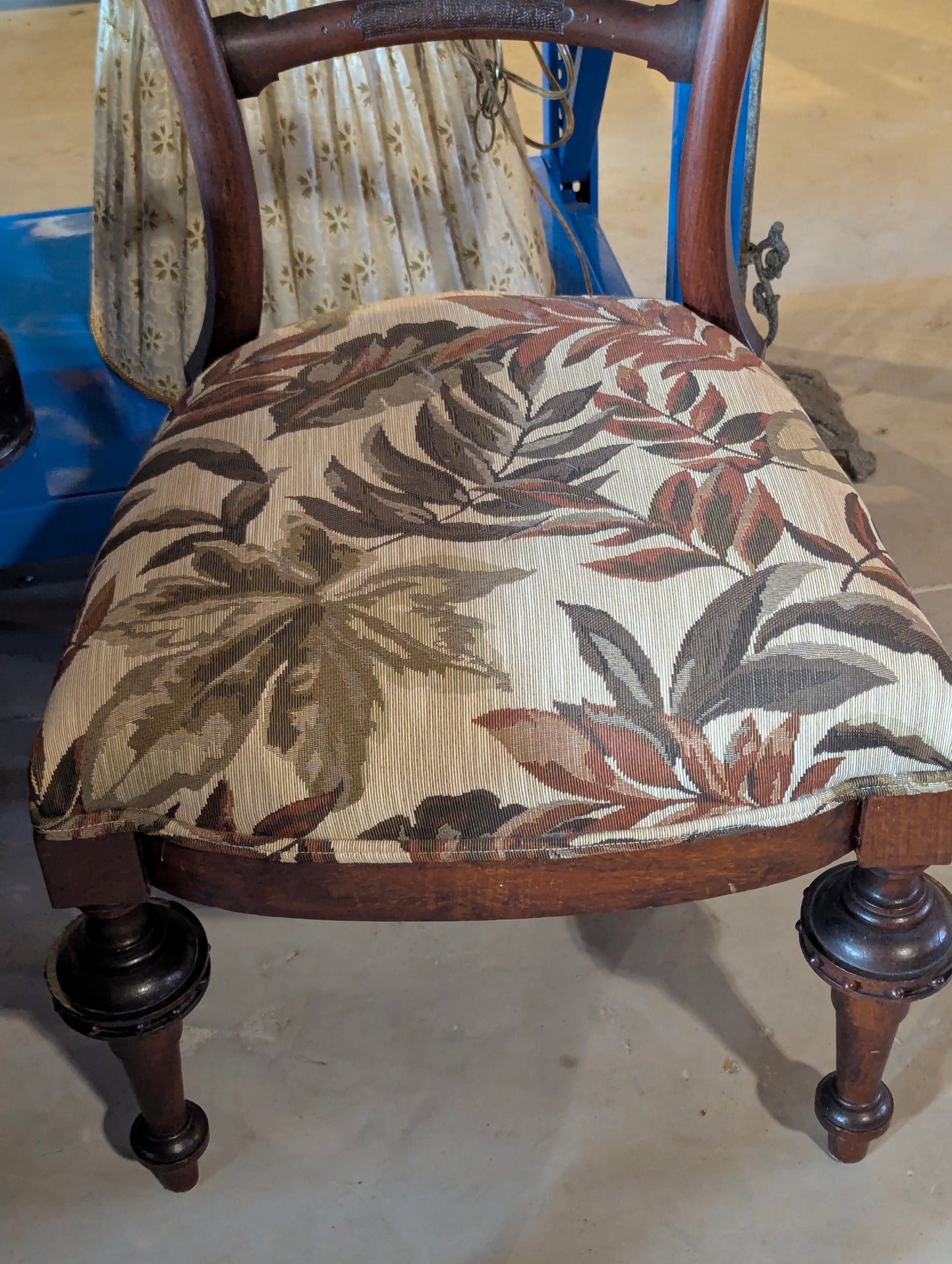 Victorian Furniture Set