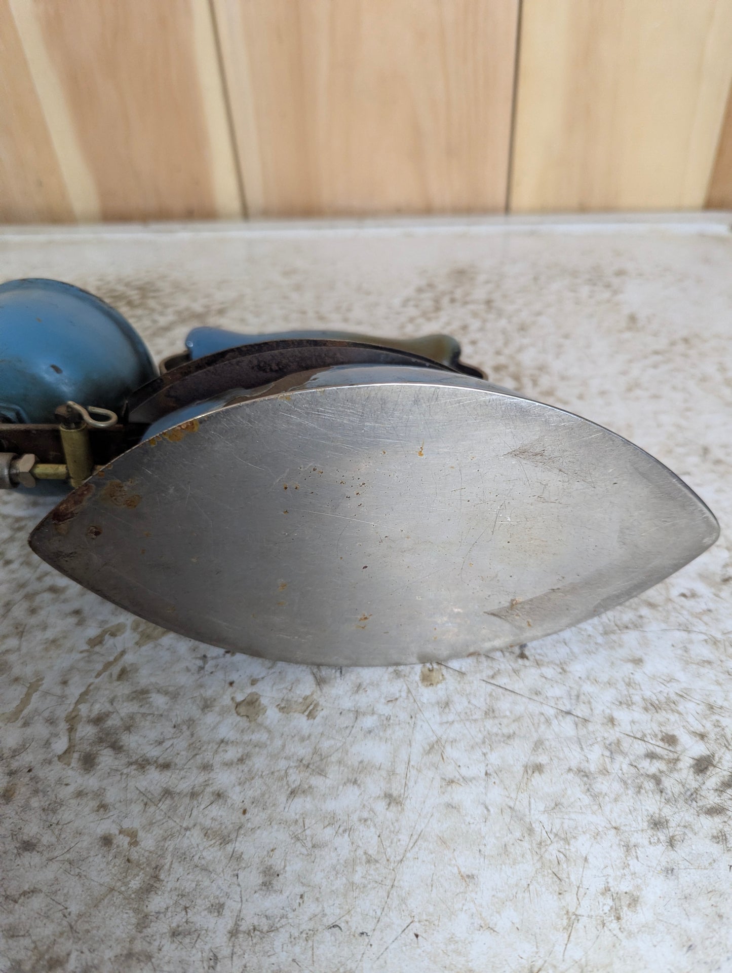 1930’s Vintage Coleman Insta Light Gas Powered Iron Model 4A