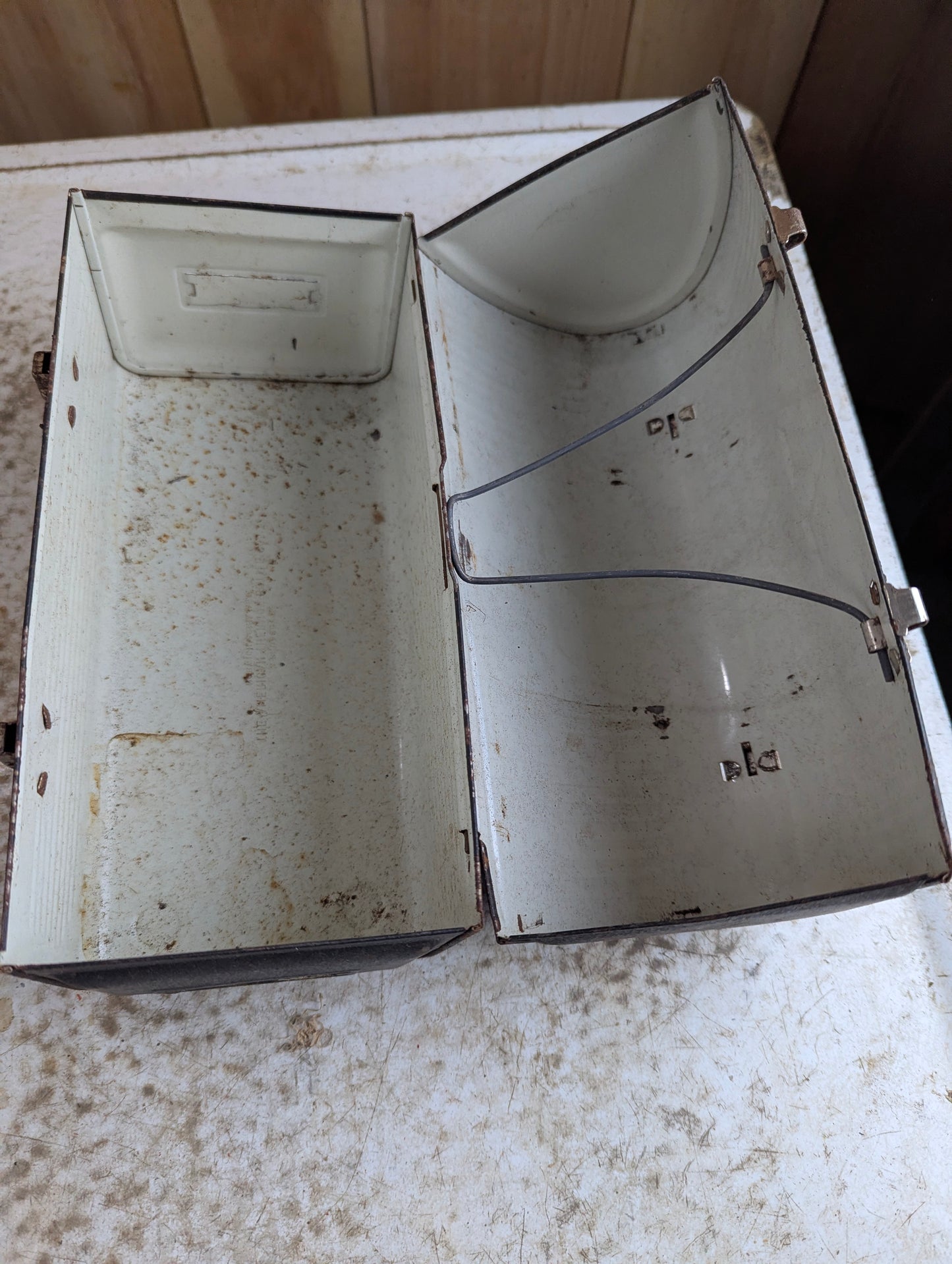 1940s American Thermos Products Dome-Top Lunch Box