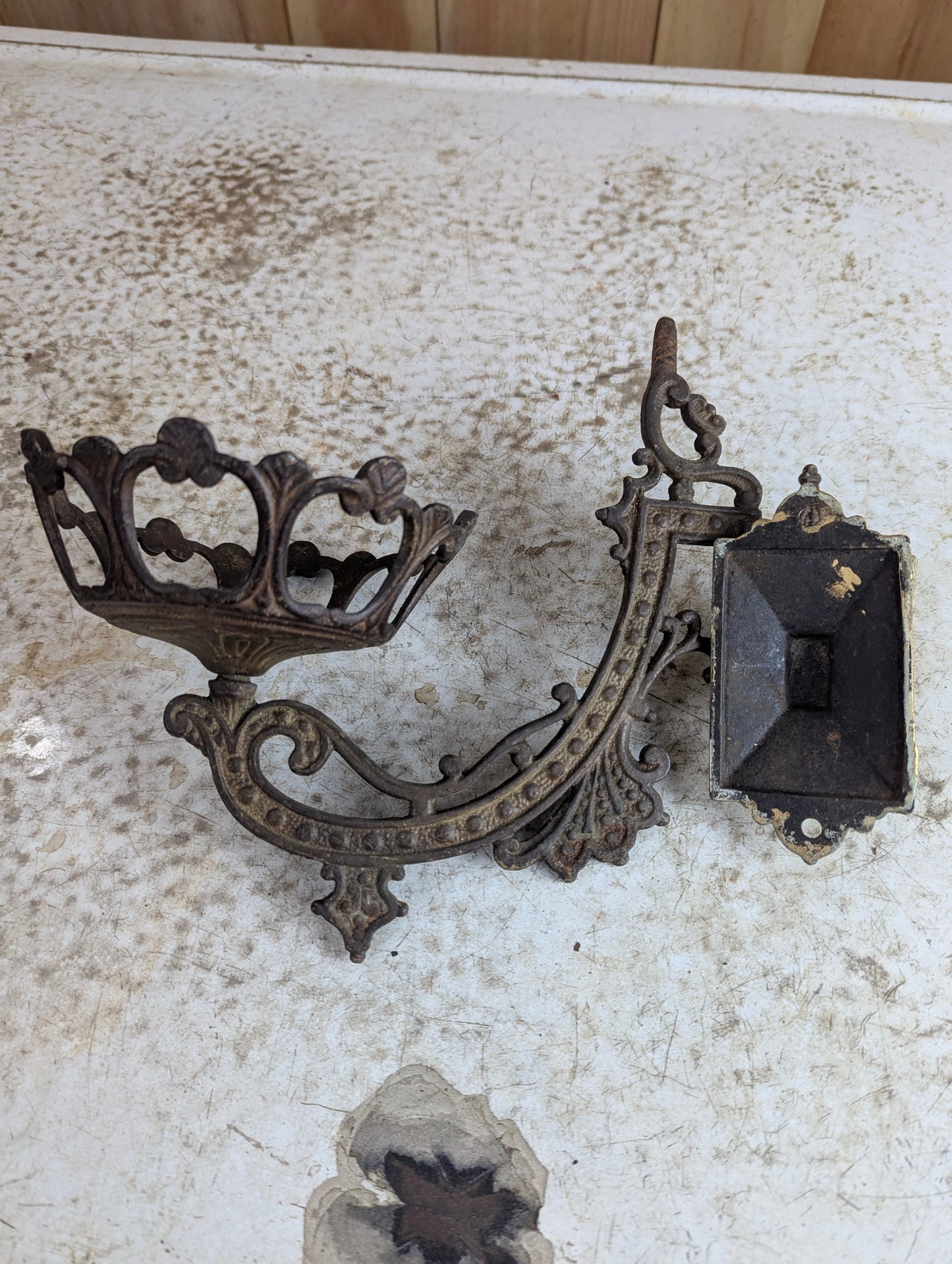 Antique Cast Iron Wall Sconce Oil Lamp Bracket - view 4