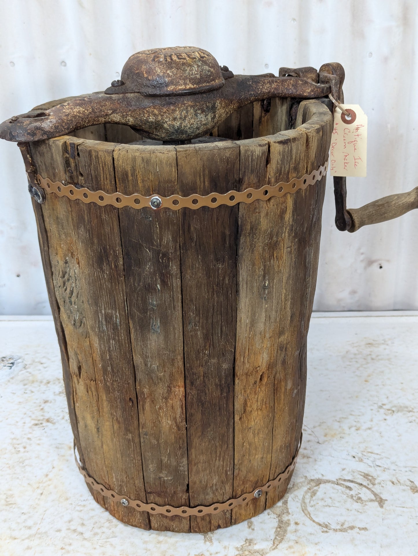 Antique Peerless Dana 2 Quart Ice Cream Maker Freezer - view 10