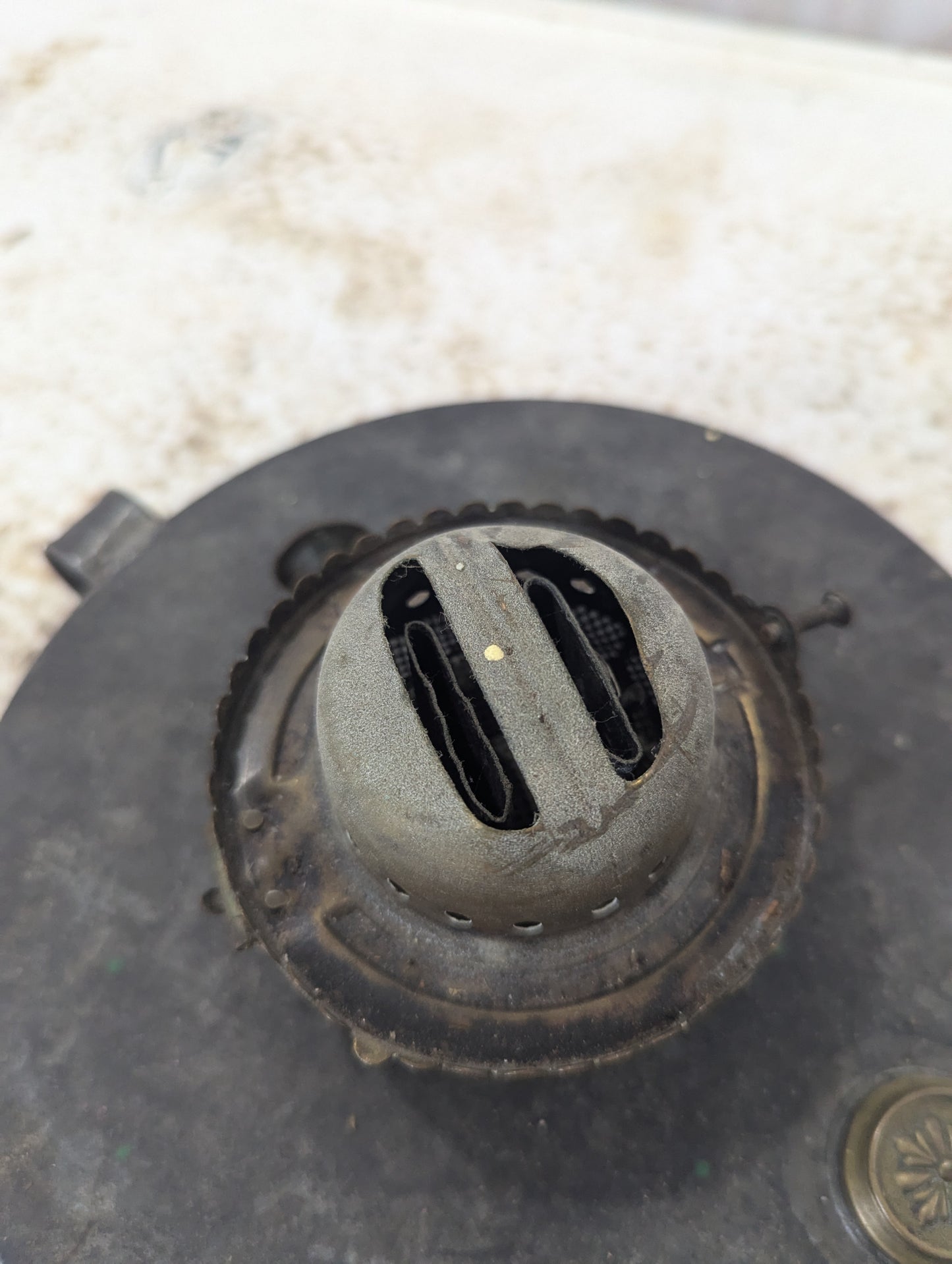 Early 1900’s Antique Chicken Coop Brooder Heater - view 7