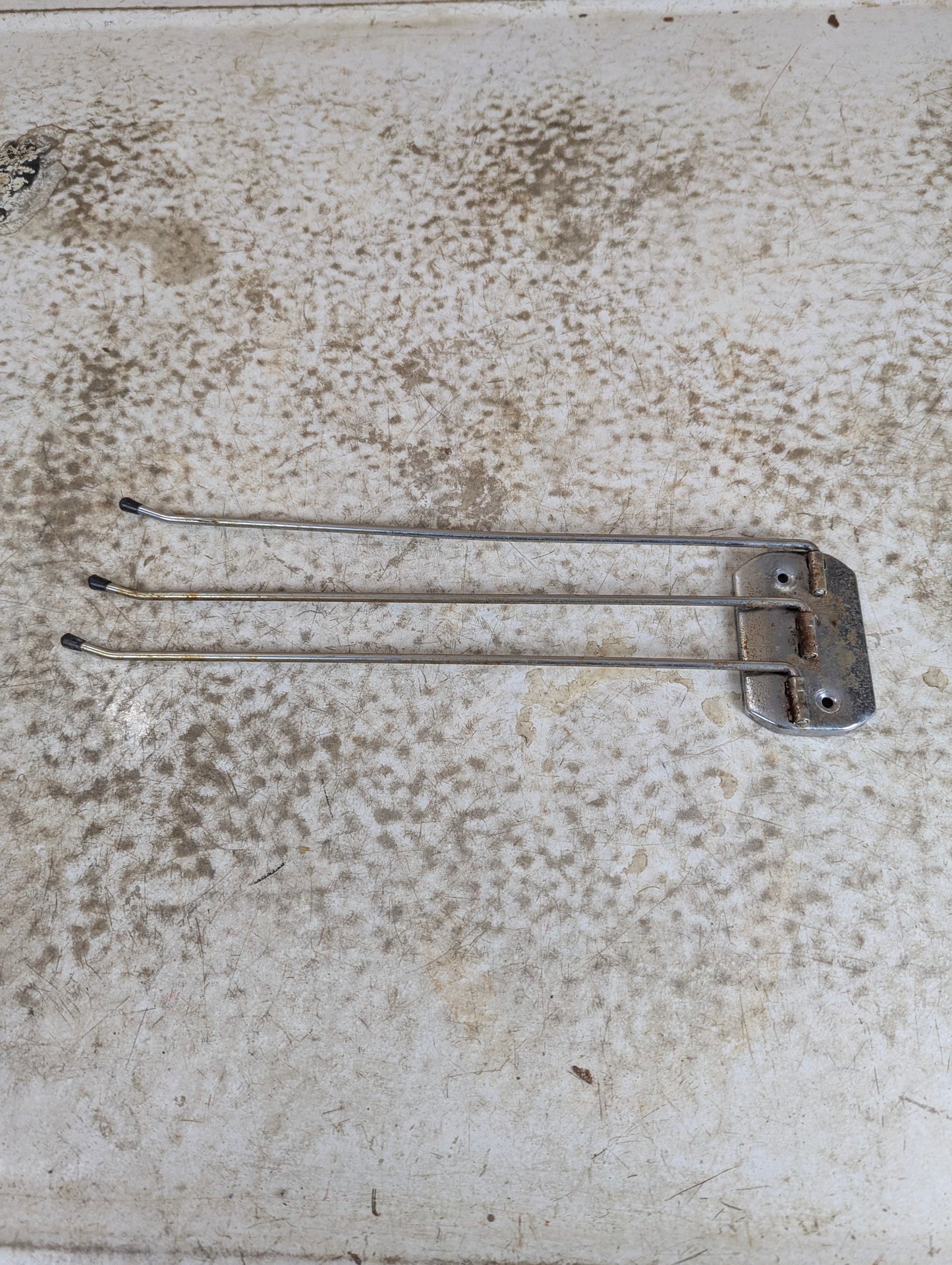 Stainless Steel 3 Arm Towel Rack