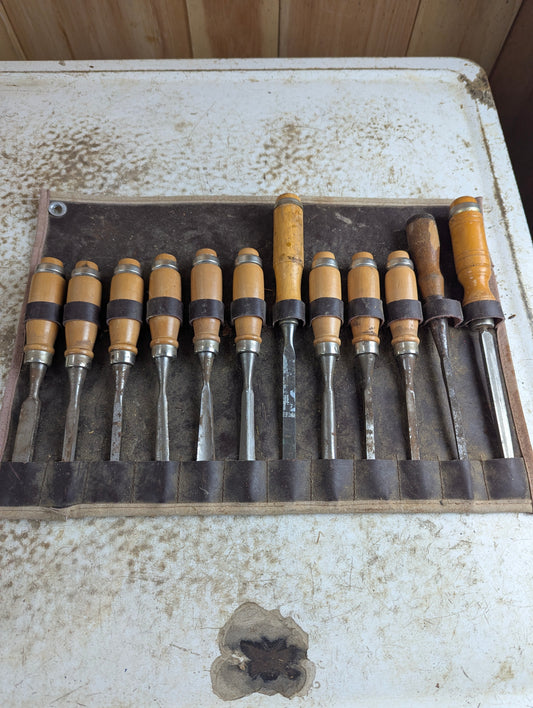 Vintage 12-Piece MOB Chisel Set in Leather Roll