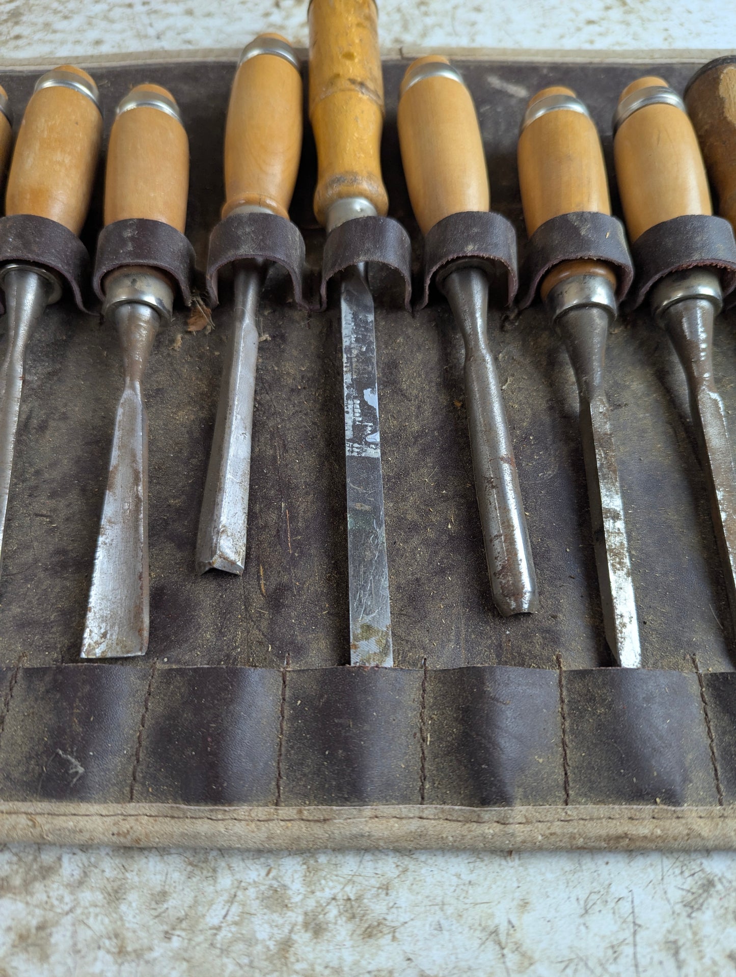 Vintage 12-Piece MOB Chisel Set in Leather Roll